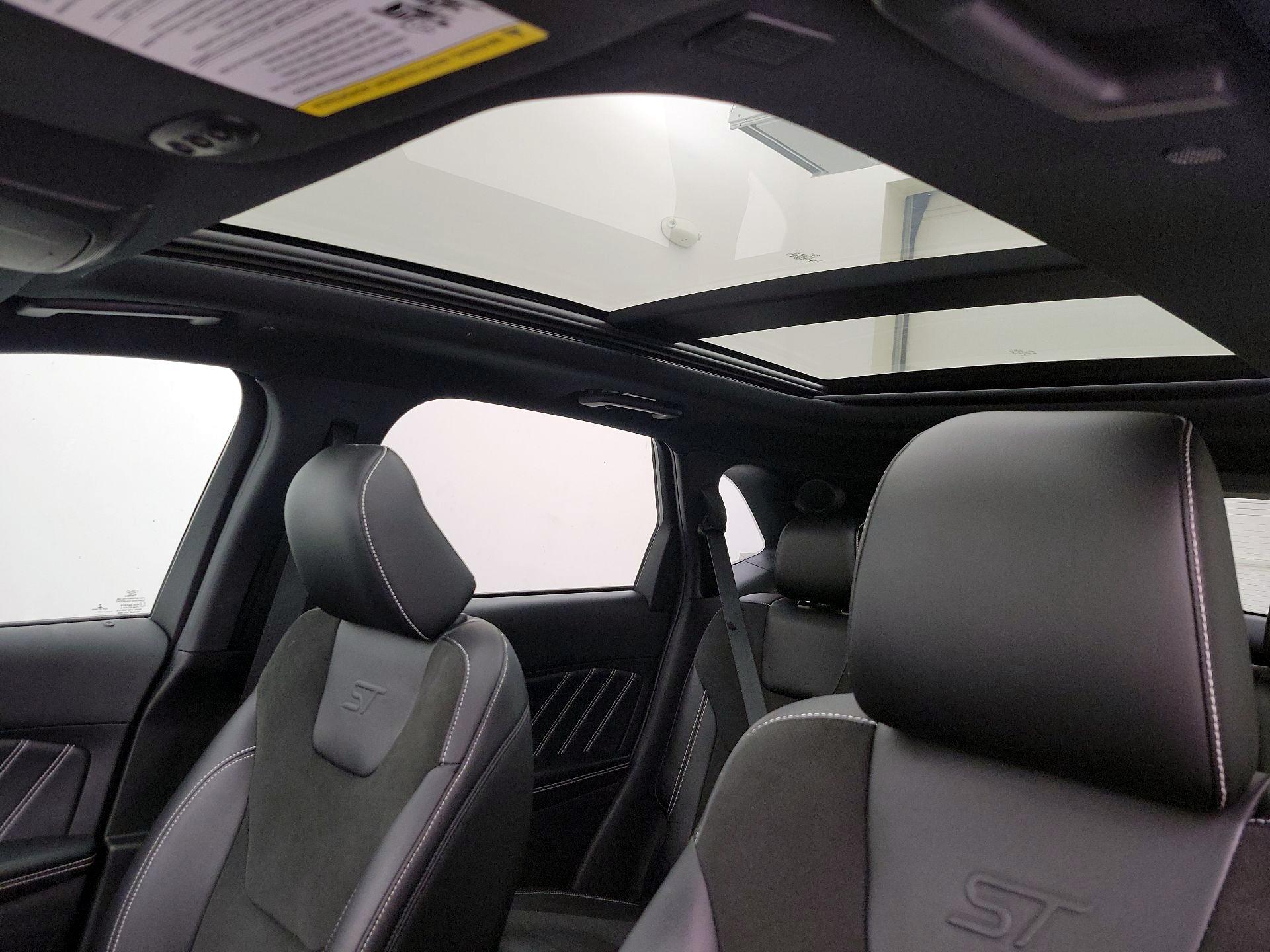 Thumbnail: 2022 Ford Edge - 20