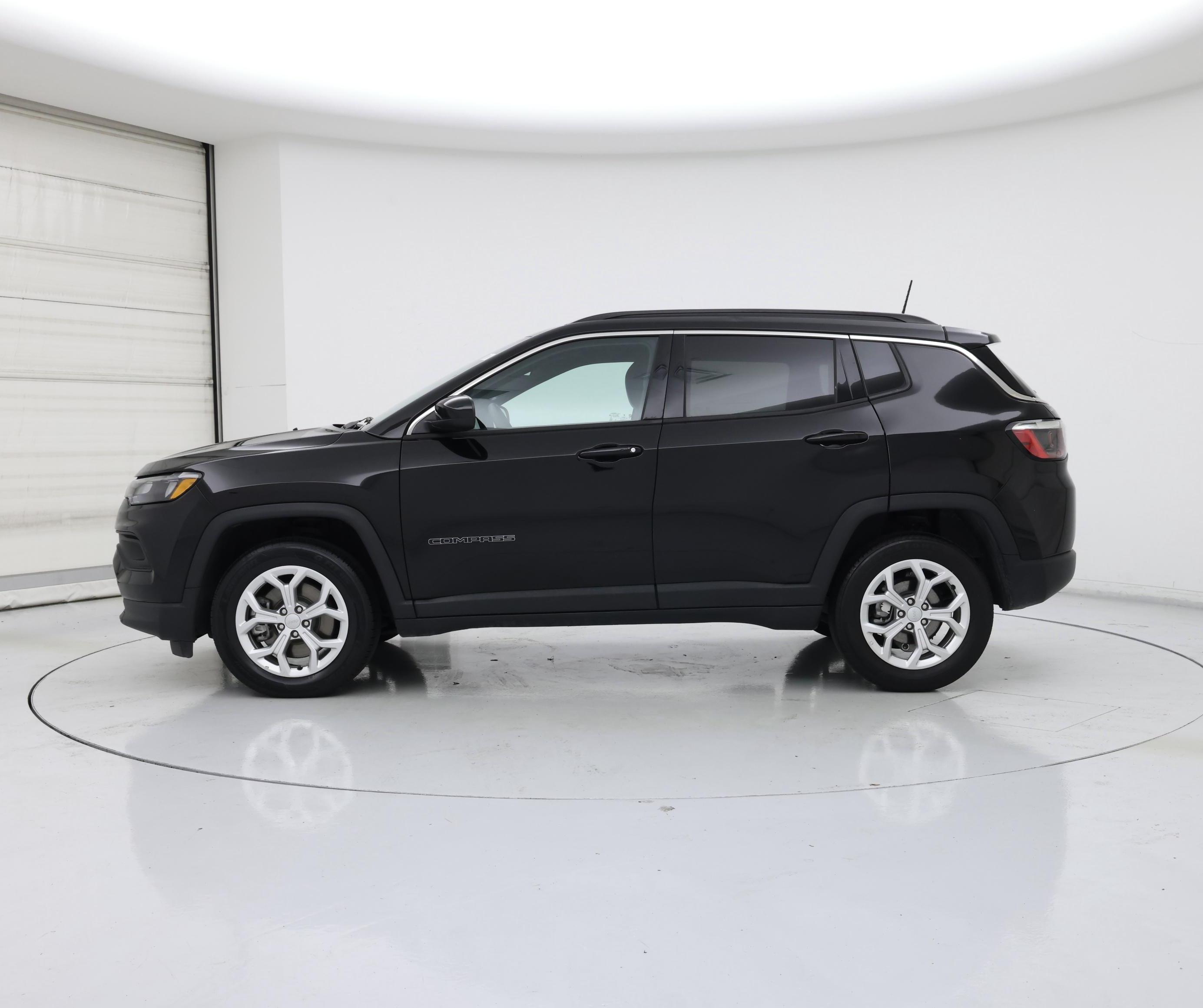 Thumbnail: 2024 Jeep Compass - 3