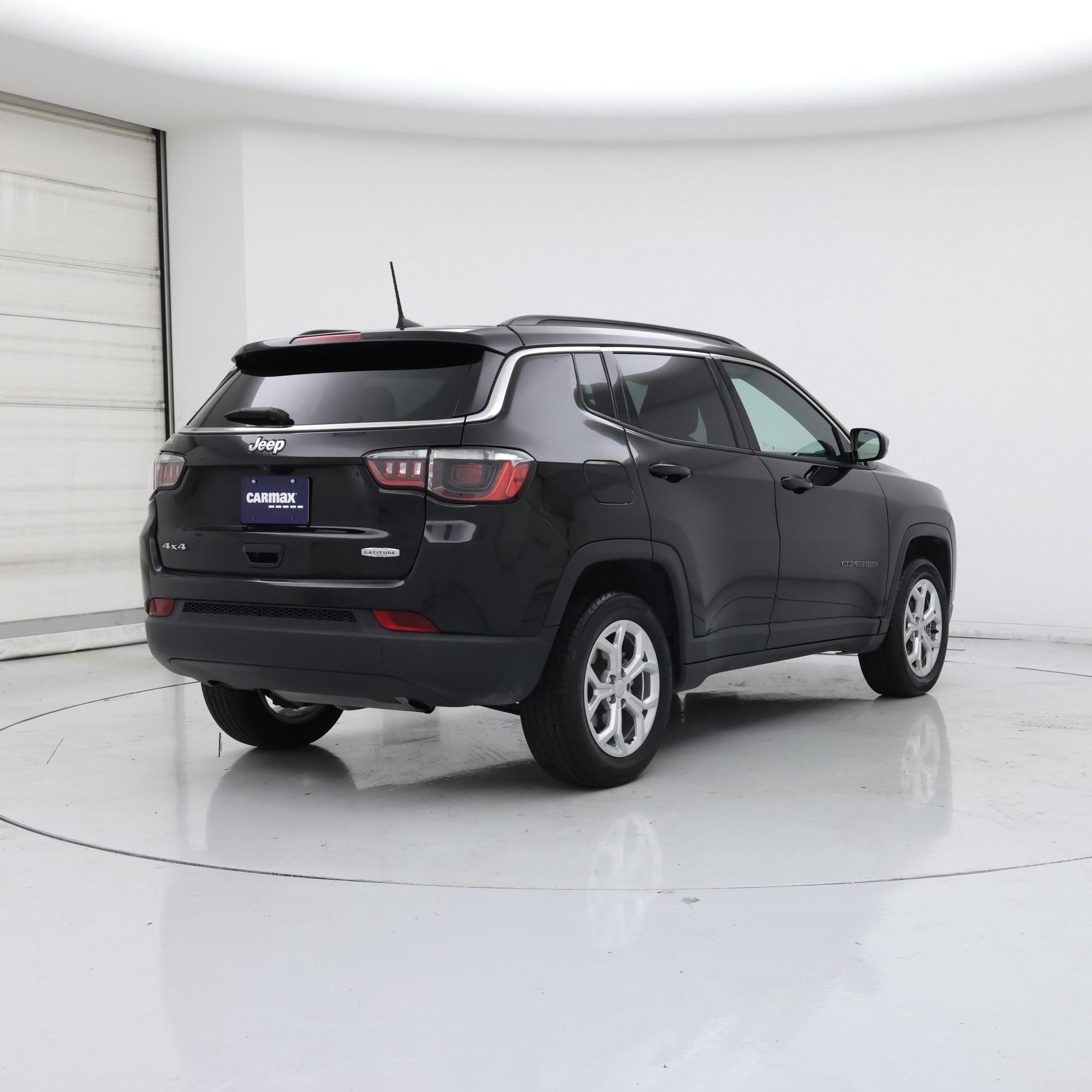Thumbnail: 2024 Jeep Compass - 8