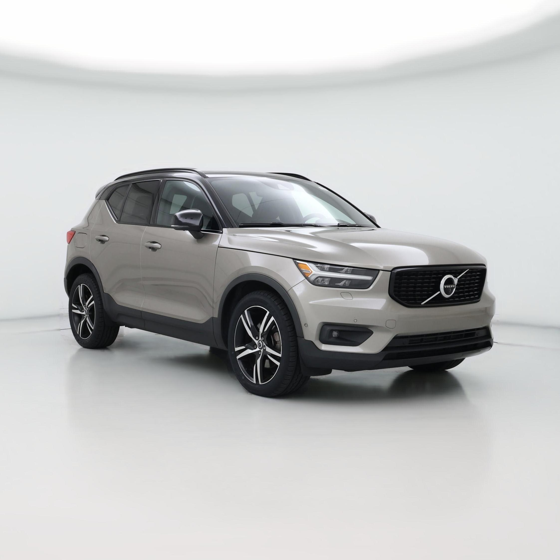 Thumbnail: 2022 Volvo XC40 - 1