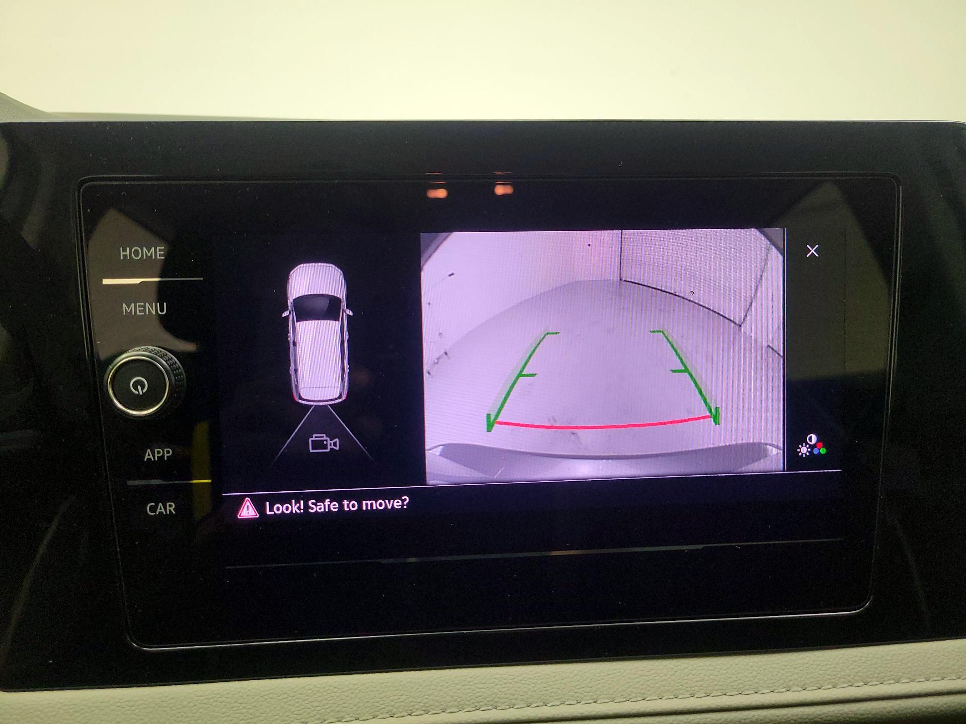 Thumbnail: 2025 Volkswagen Taos - 12