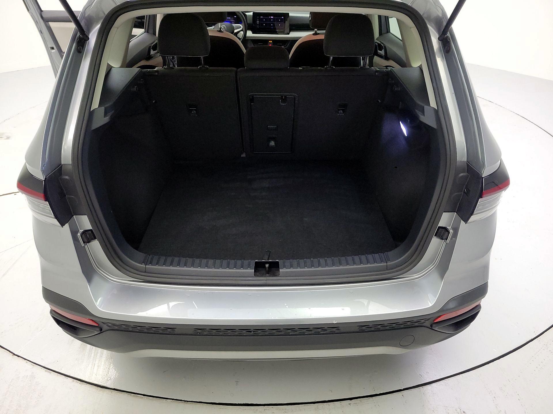 Thumbnail: 2025 Volkswagen Taos - 18