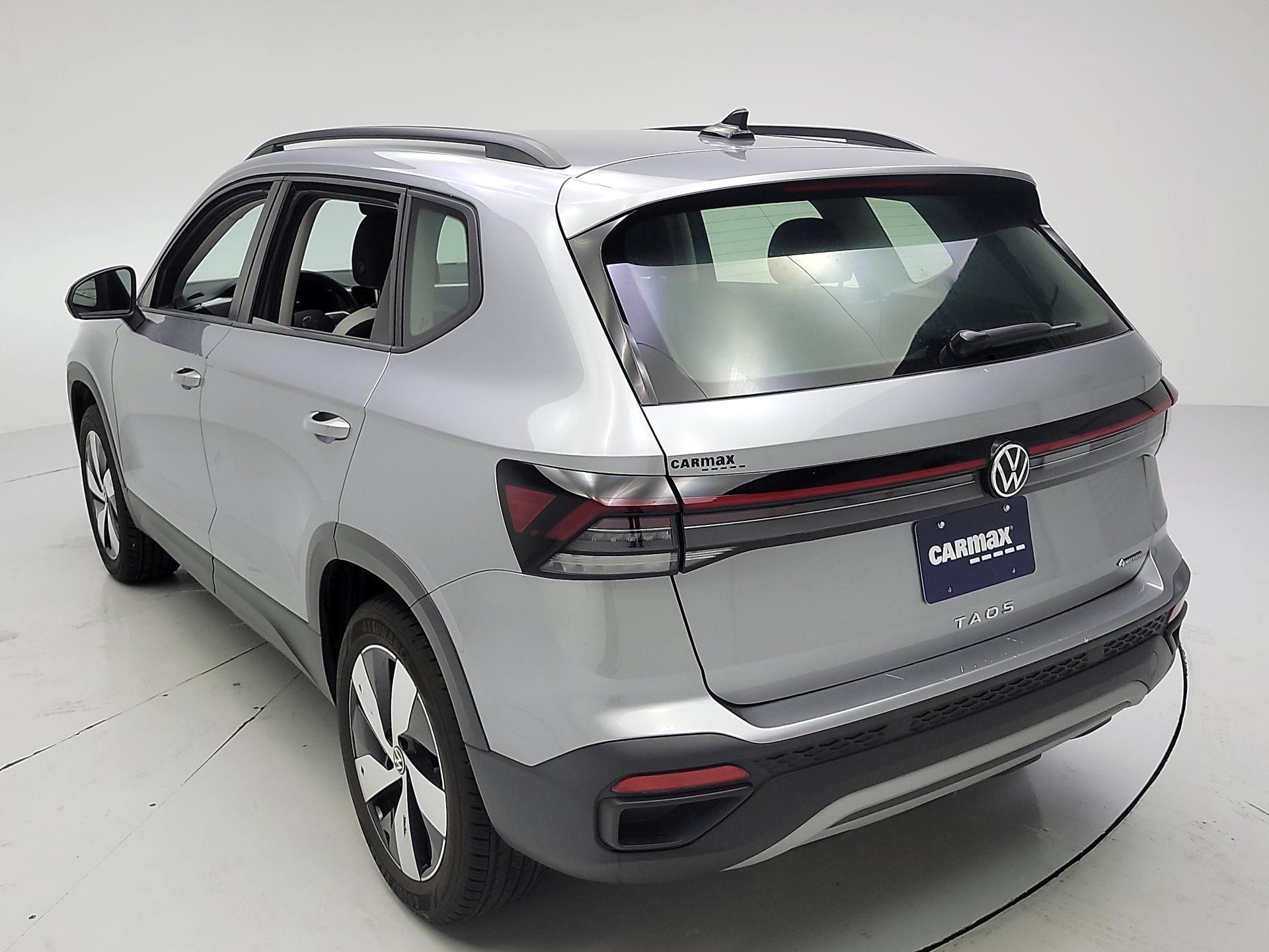 Thumbnail: 2025 Volkswagen Taos - 7