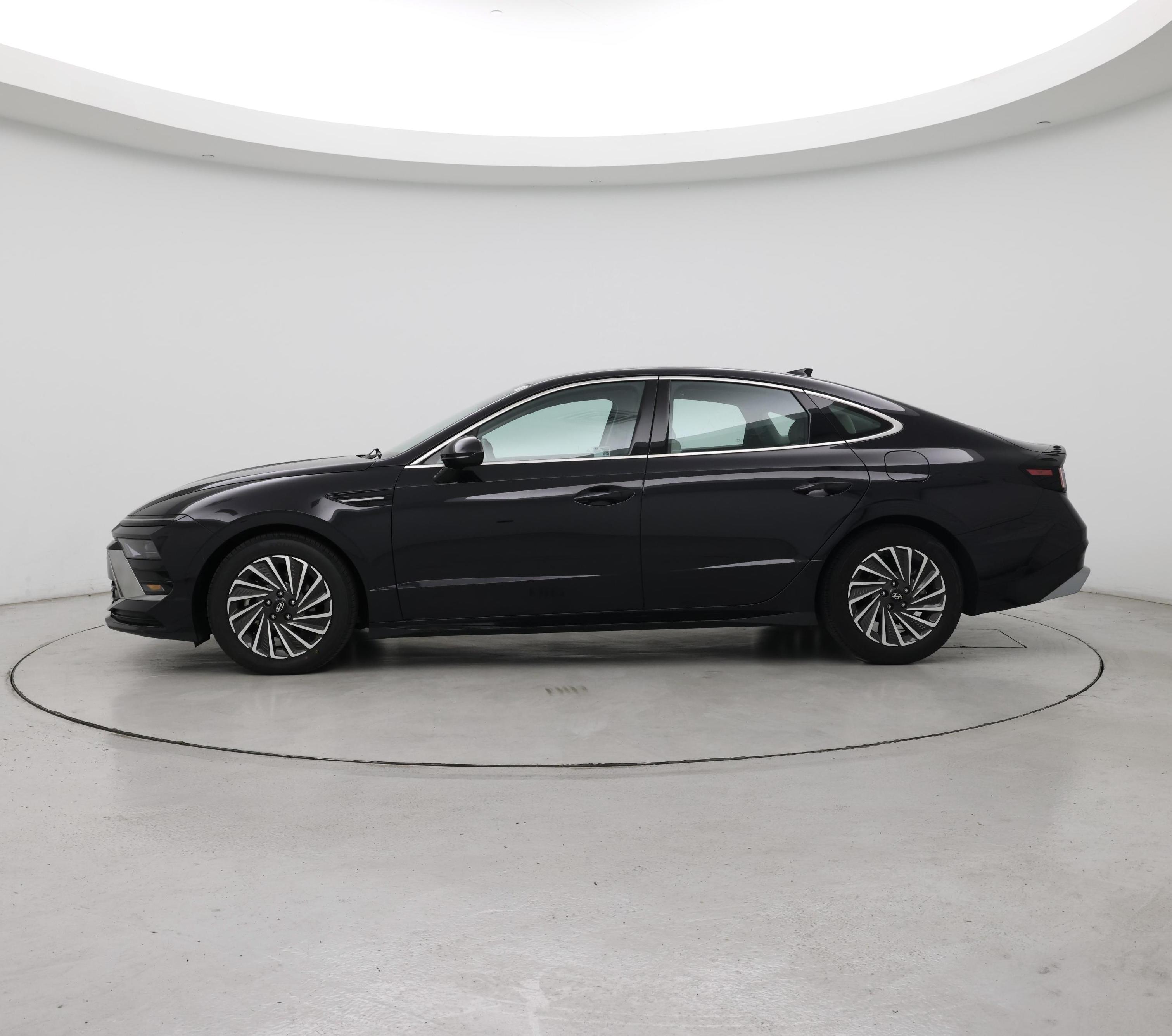 Thumbnail: 2025 Hyundai Sonata - 3