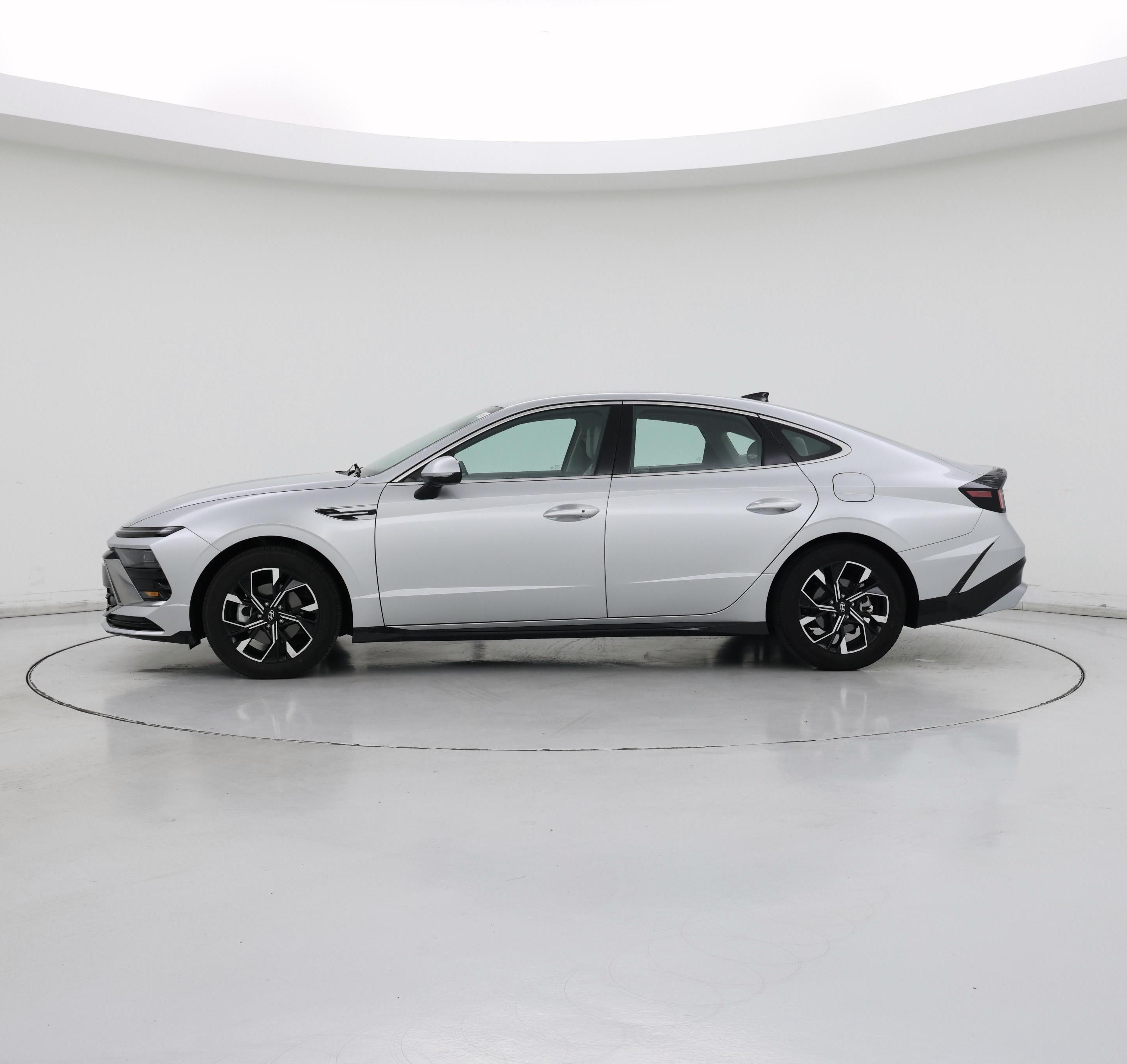 Thumbnail: 2025 Hyundai Sonata - 3