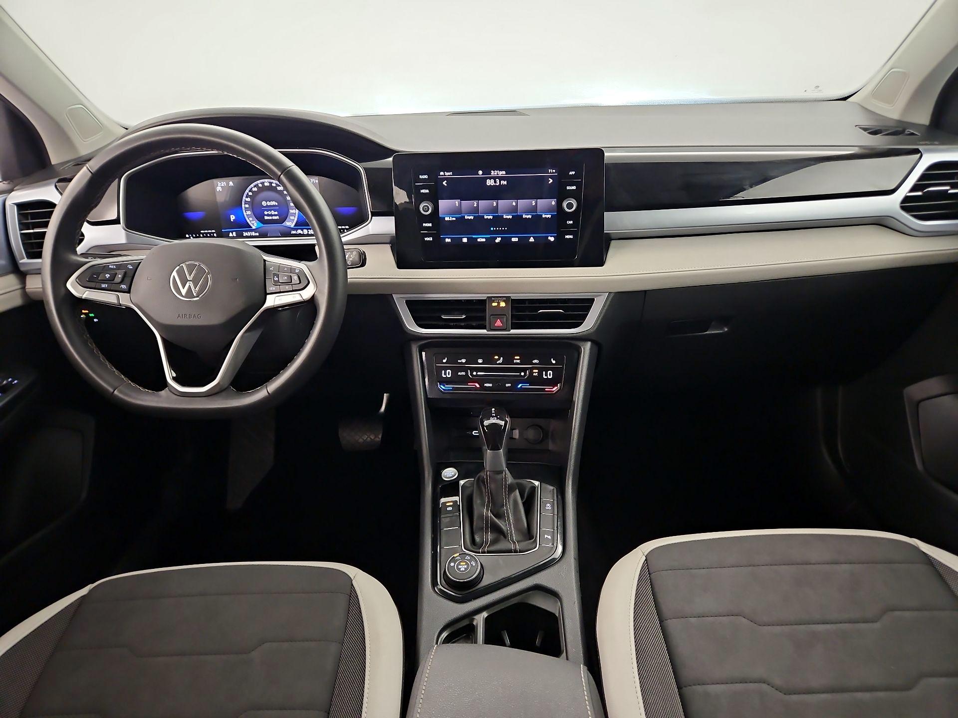 Thumbnail: 2025 Volkswagen Taos - 9