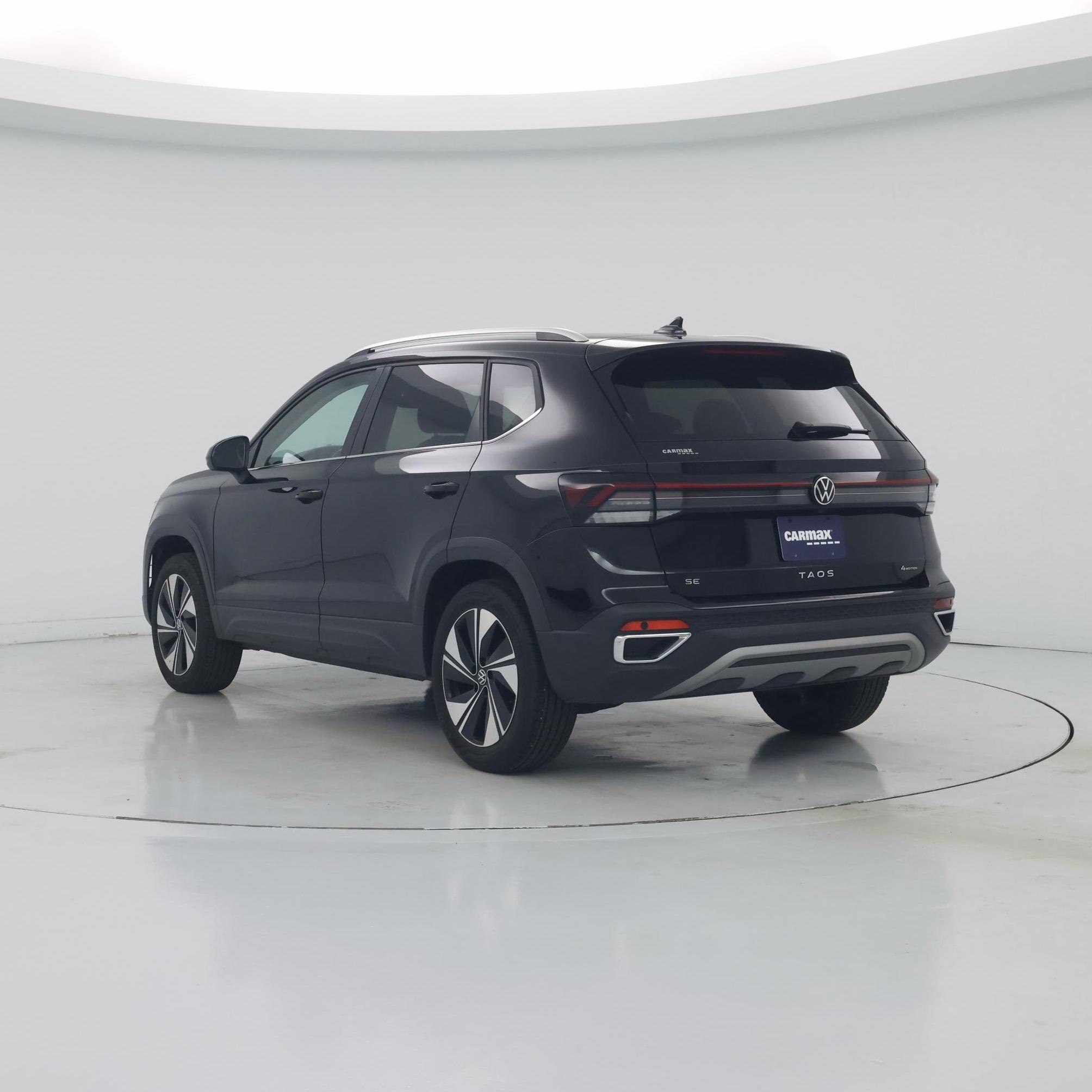 Thumbnail: 2025 Volkswagen Taos - 2