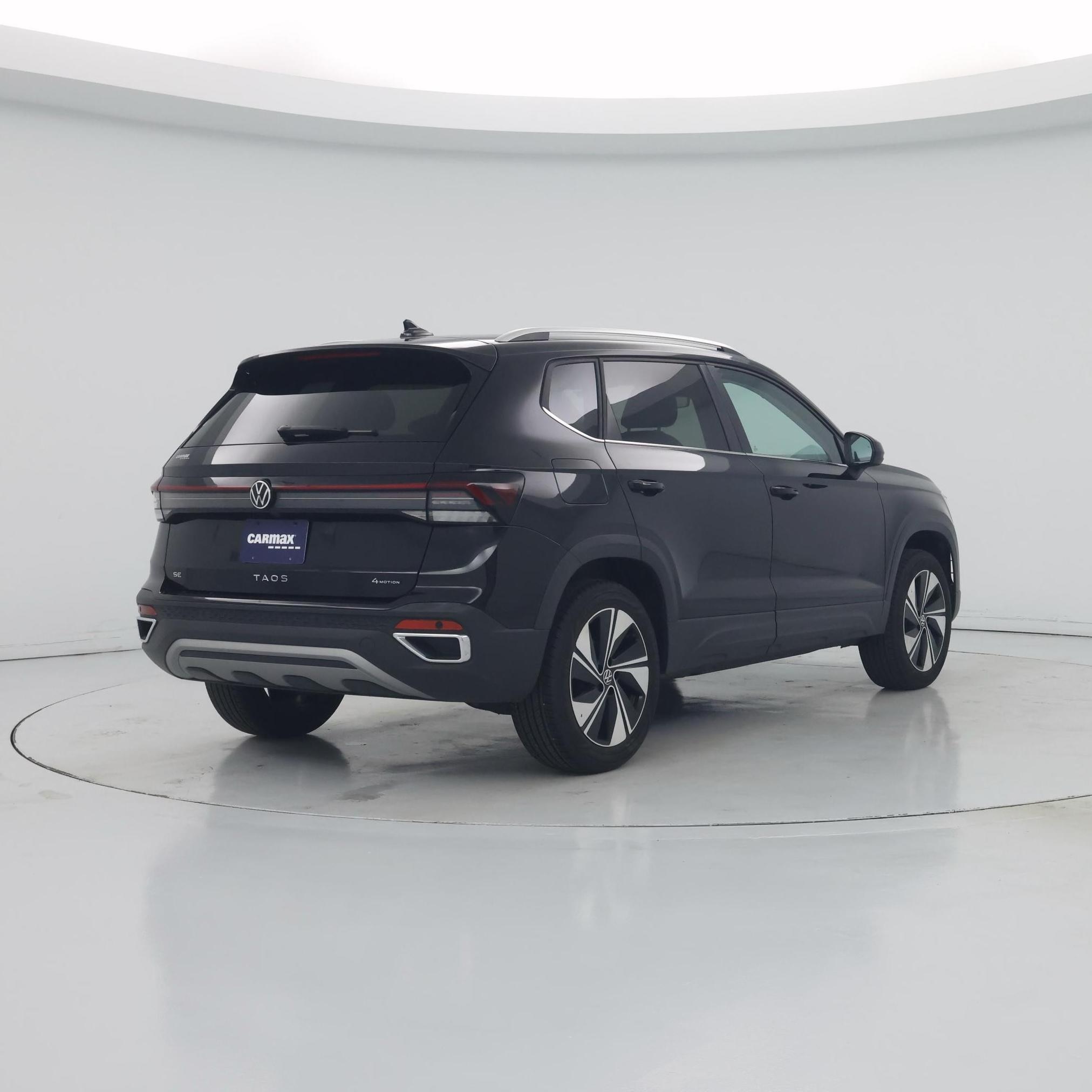 Thumbnail: 2025 Volkswagen Taos - 8