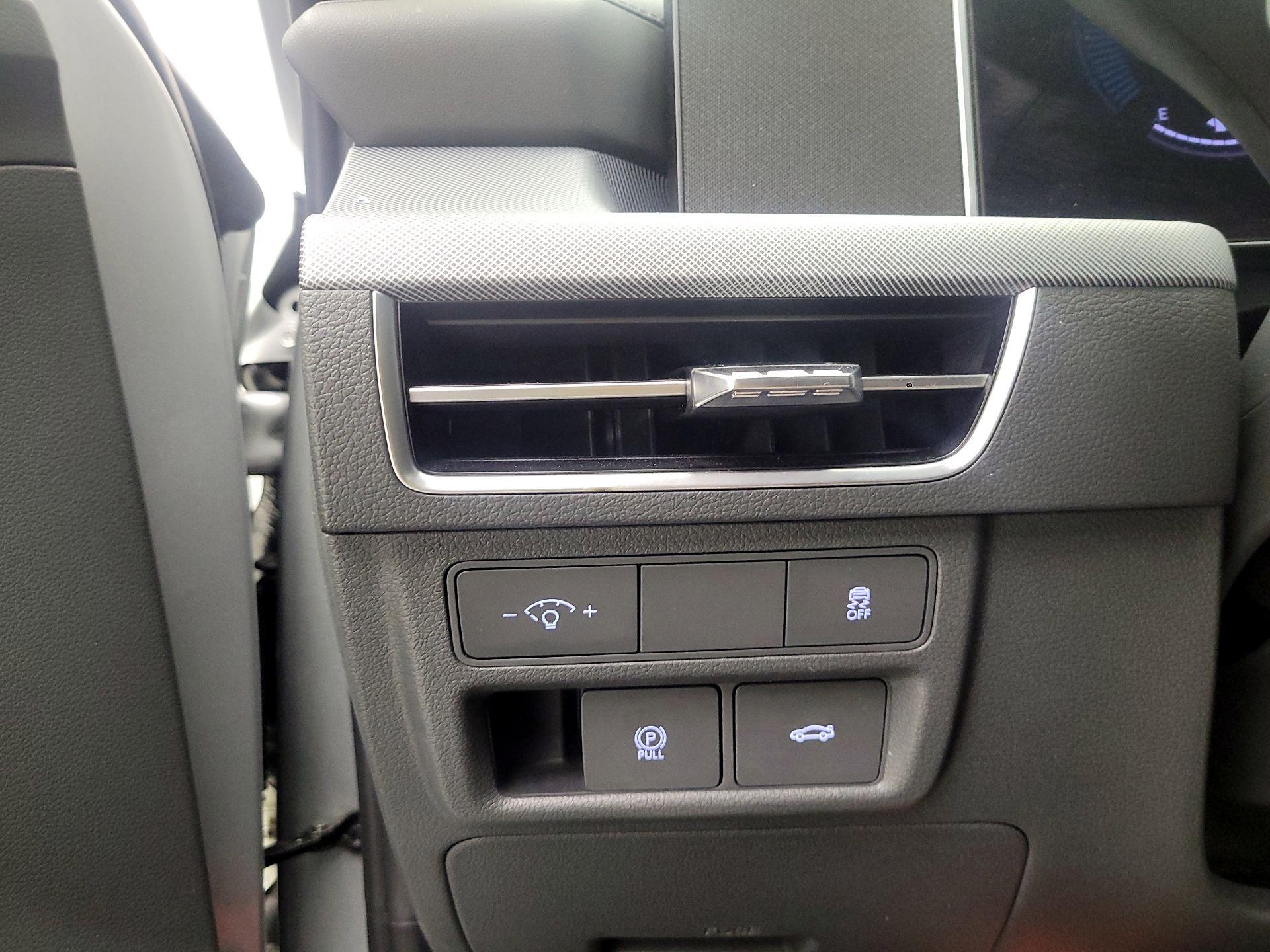 Thumbnail: 2025 Hyundai Sonata - 11