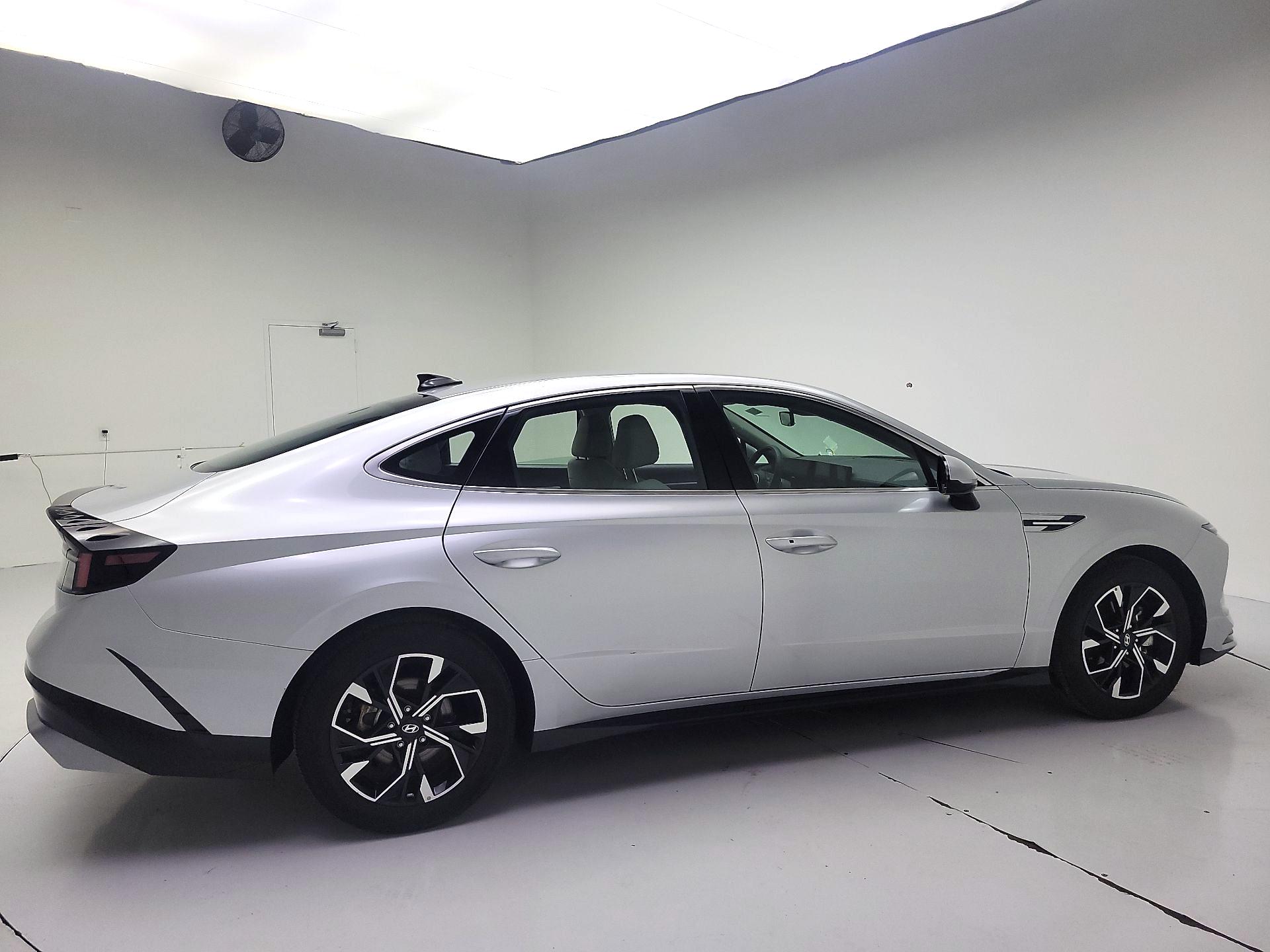 Thumbnail: 2025 Hyundai Sonata - 4