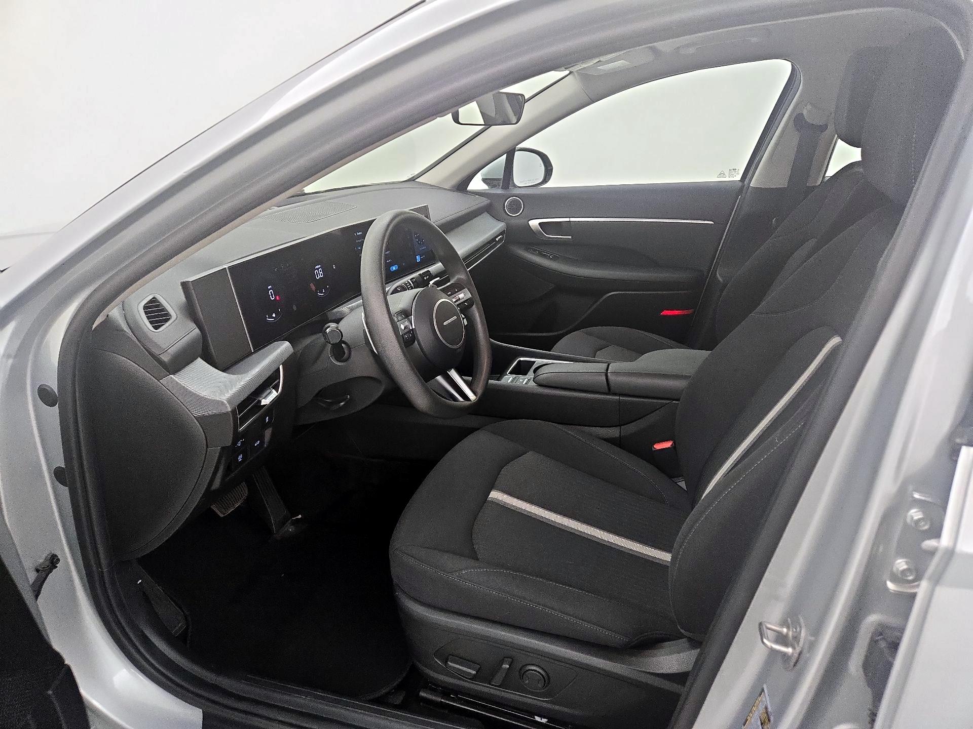 Thumbnail: 2025 Hyundai Sonata - 11