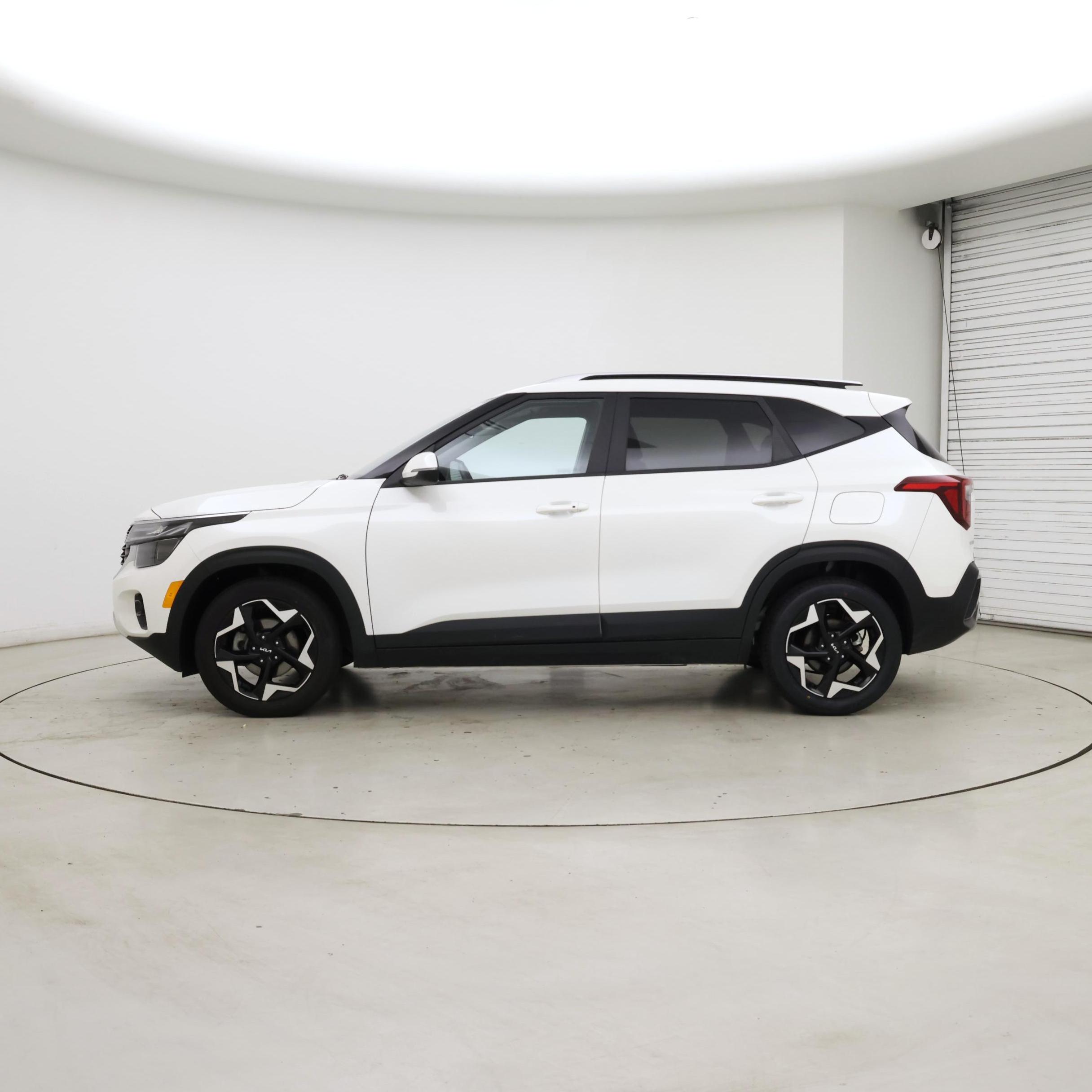 Thumbnail: 2025 Kia Seltos - 3