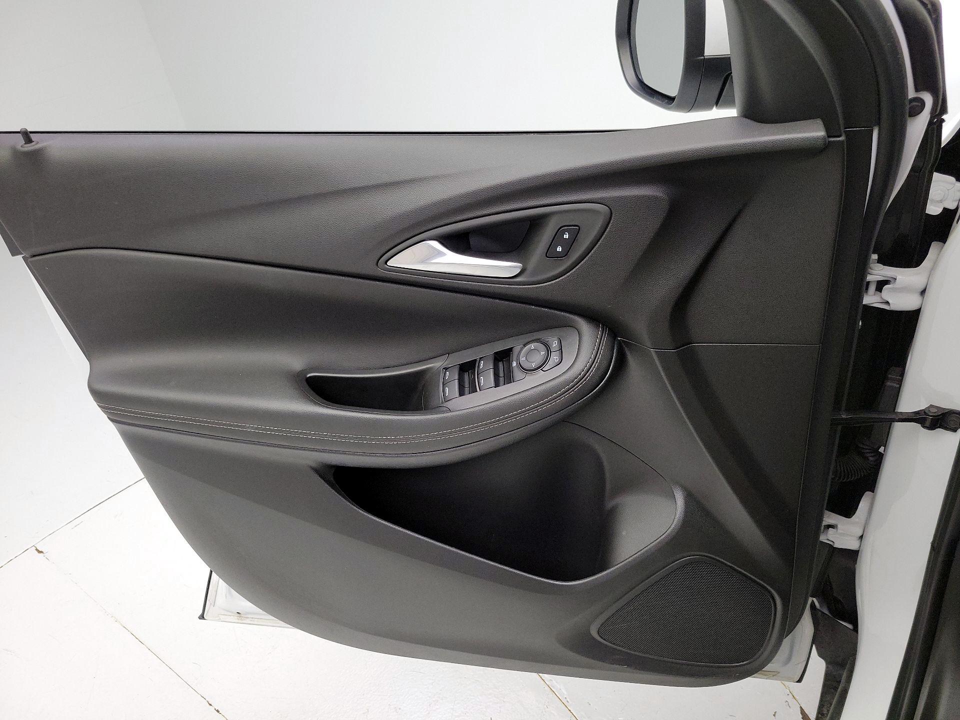 Thumbnail: 2025 Buick Encore GX - 12