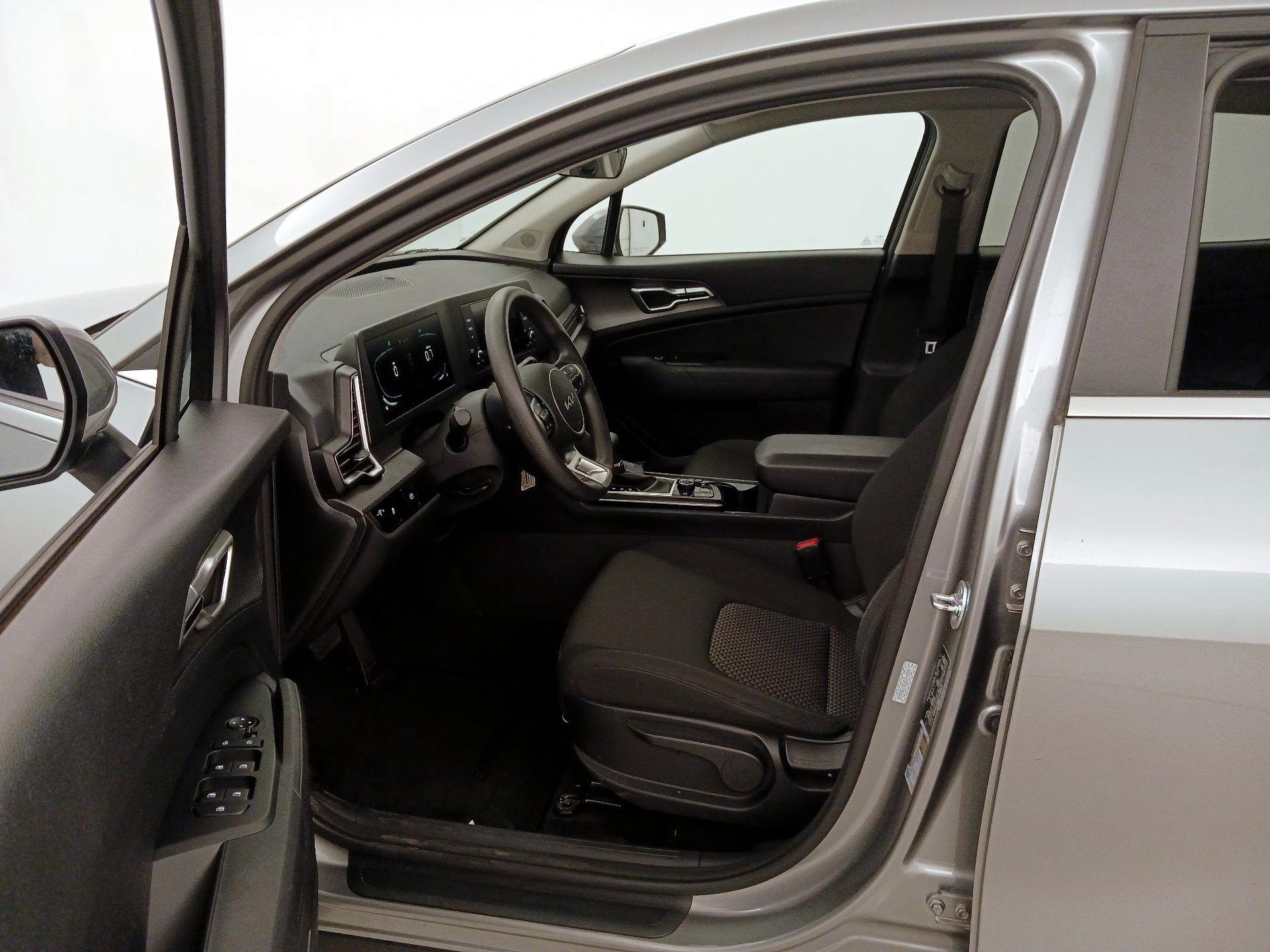 Thumbnail: 2025 Kia Sportage - 11