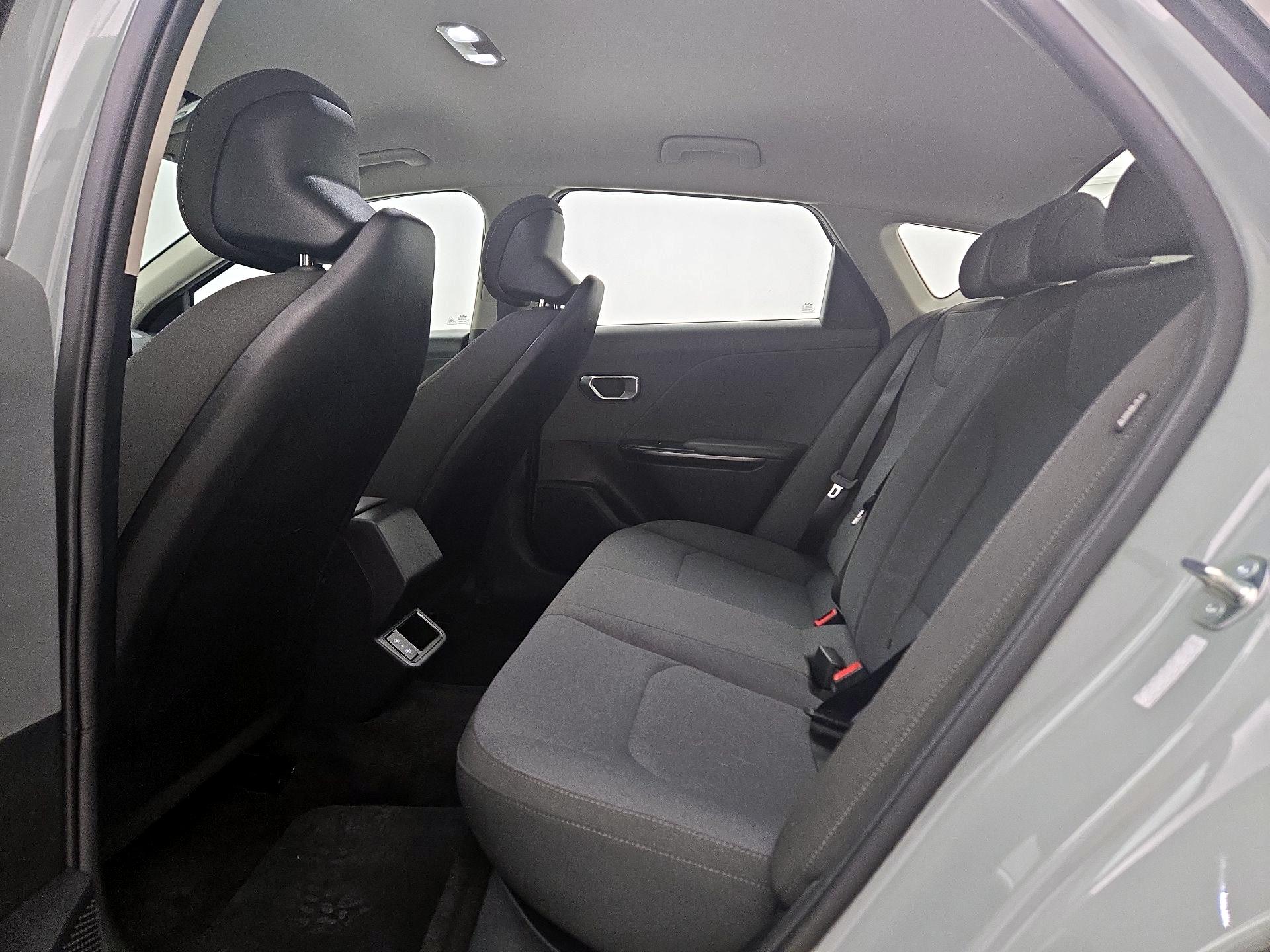 Thumbnail: 2025 Kia K4 - 19