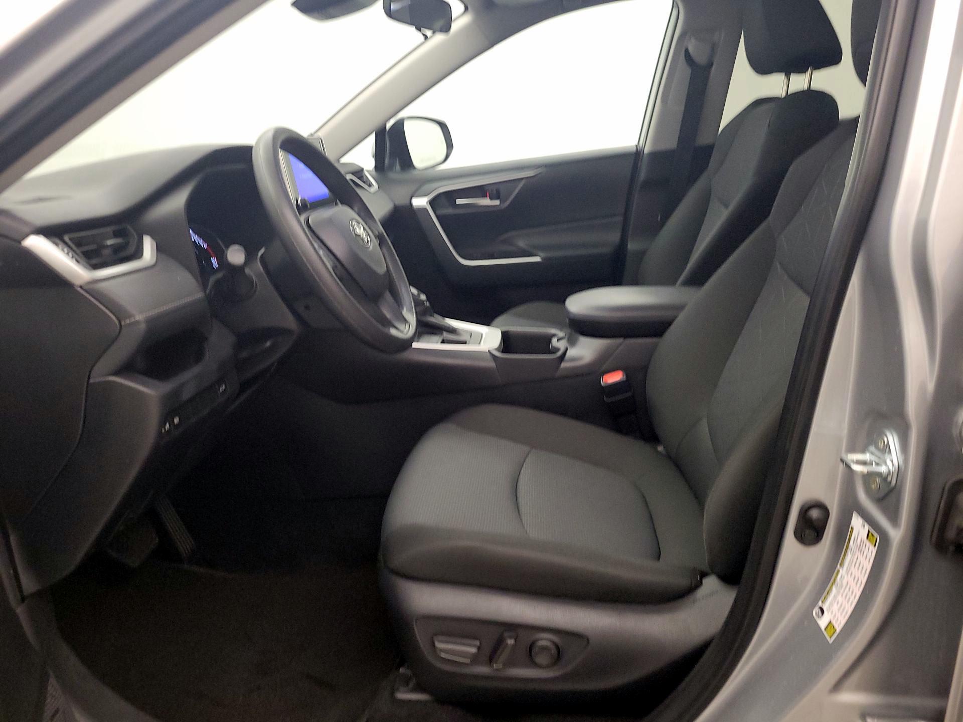 Thumbnail: 2025 Toyota RAV4 - 11