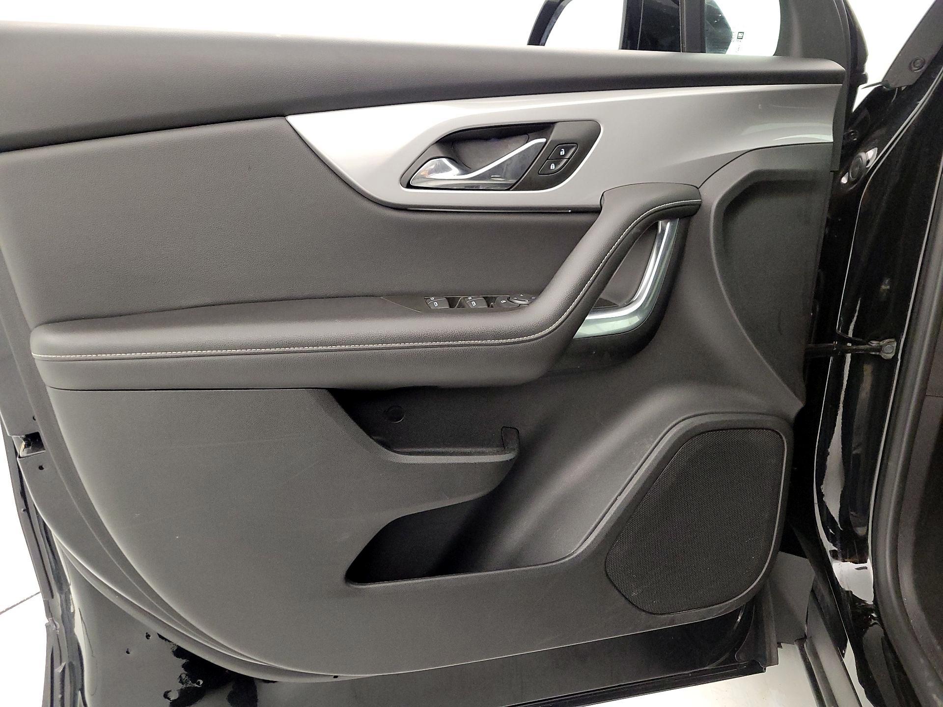 Thumbnail: 2025 Chevrolet Blazer - 12