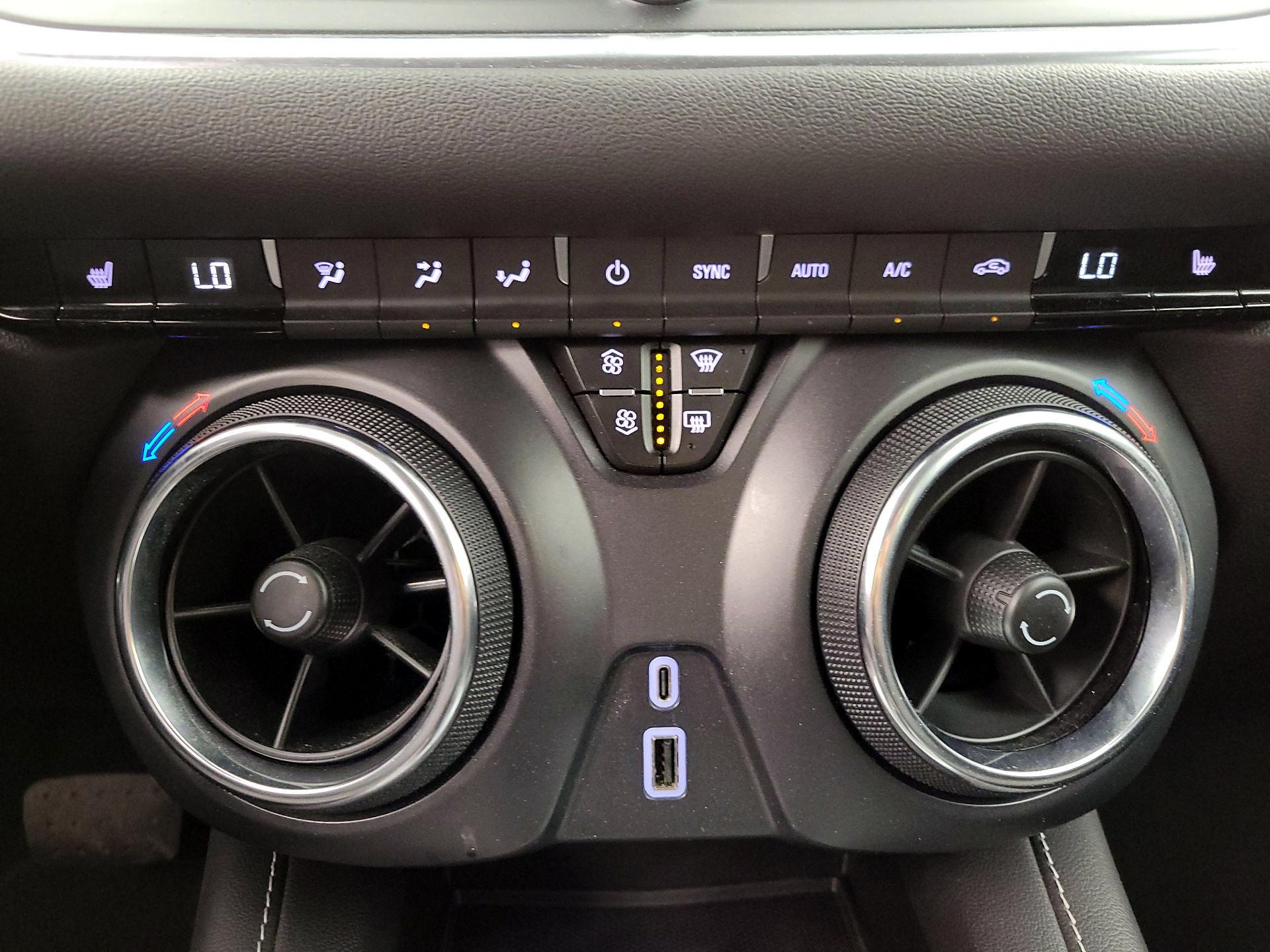 Thumbnail: 2025 Chevrolet Blazer - 17