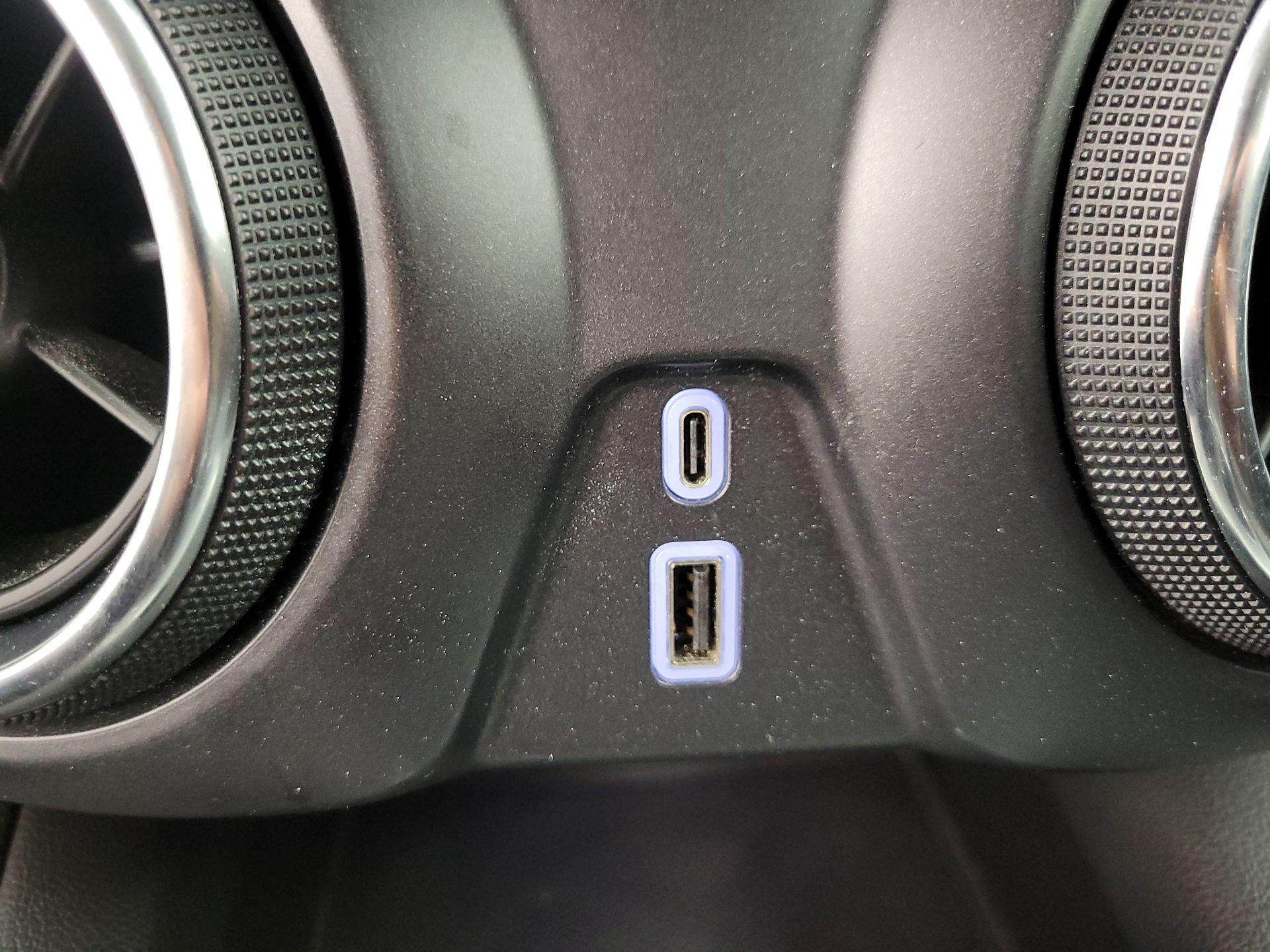 Thumbnail: 2025 Chevrolet Blazer - 19