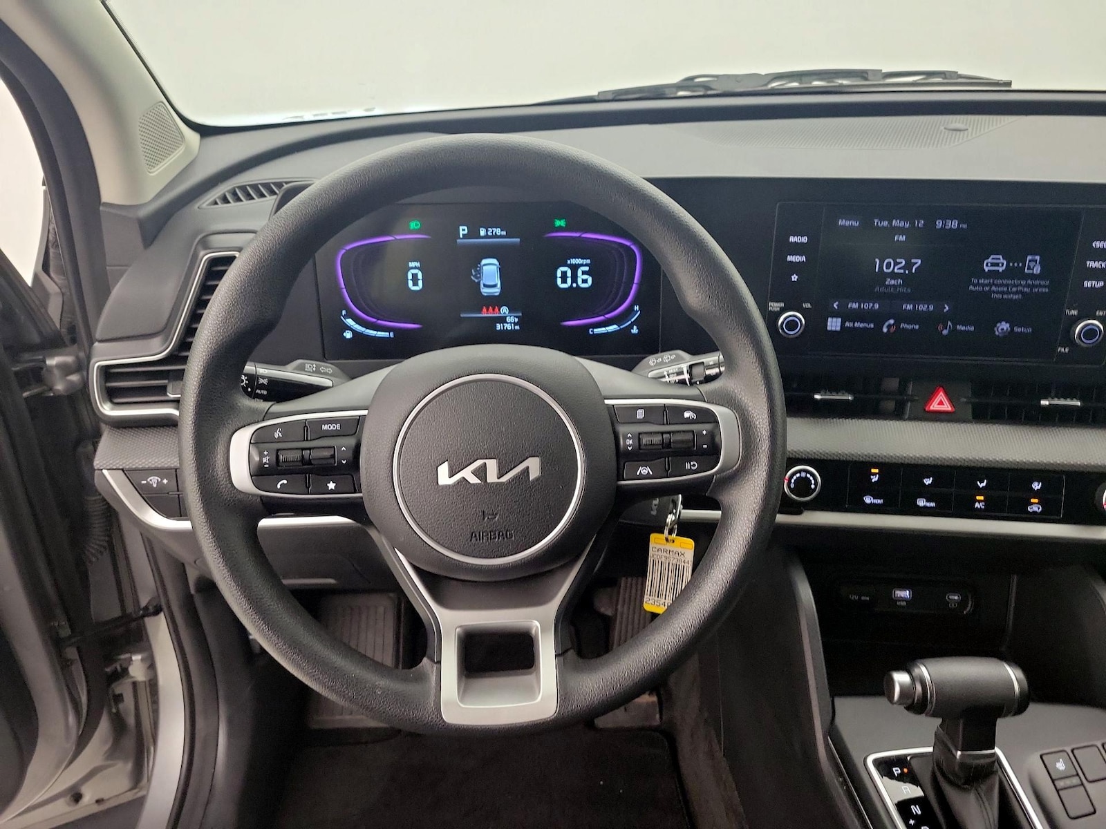 2025 Kia Sportage LX - Photo 11