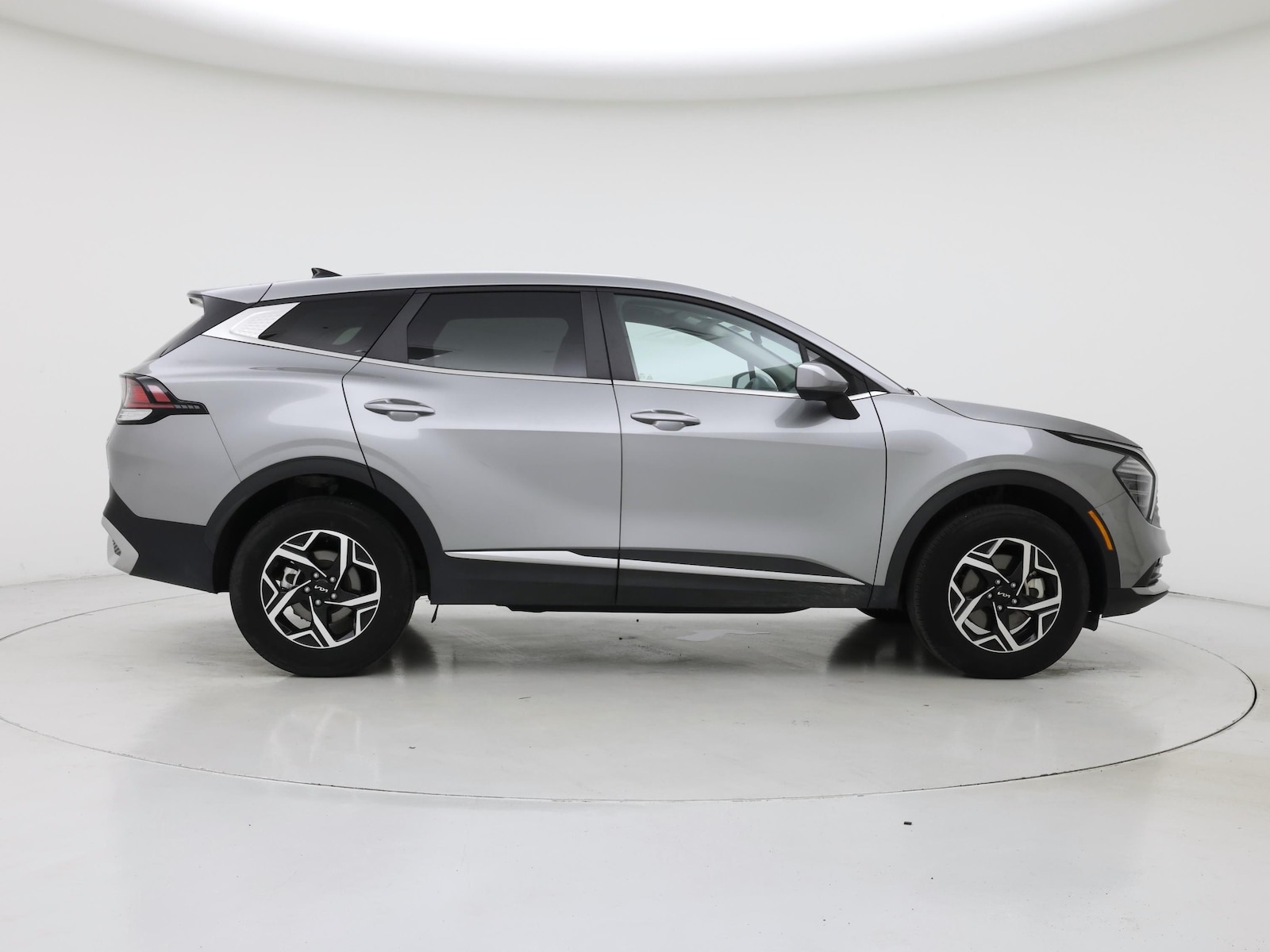 2025 Kia Sportage LX - Photo 8