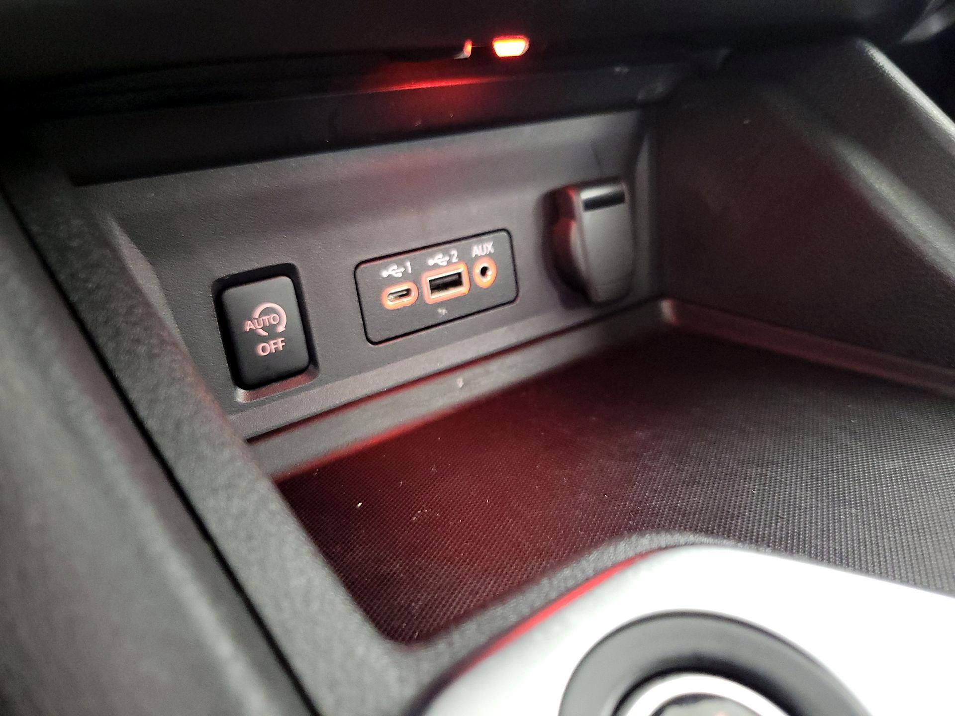 Thumbnail: 2025 Nissan Sentra - 18