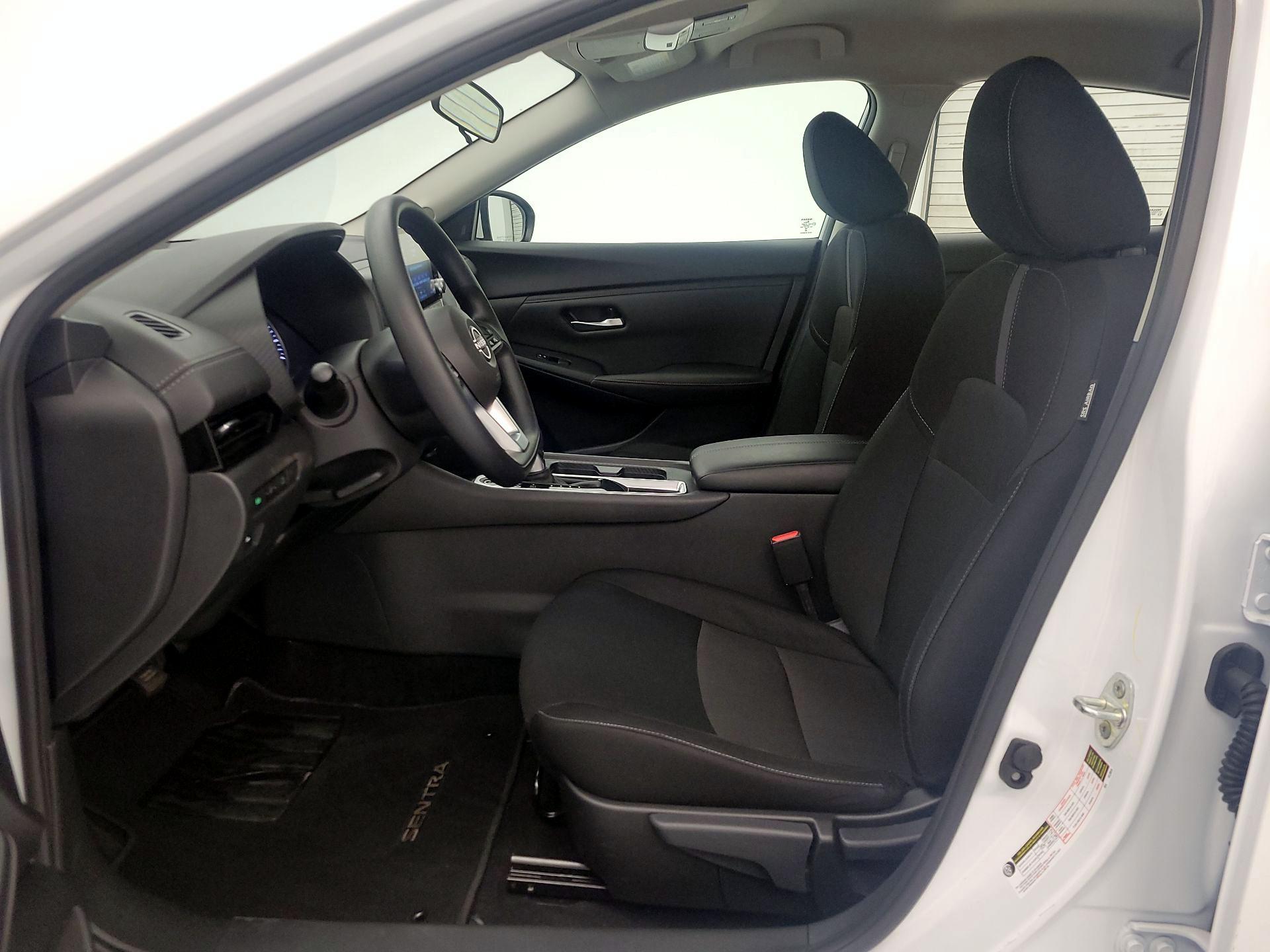 Thumbnail: 2025 Nissan Sentra - 11