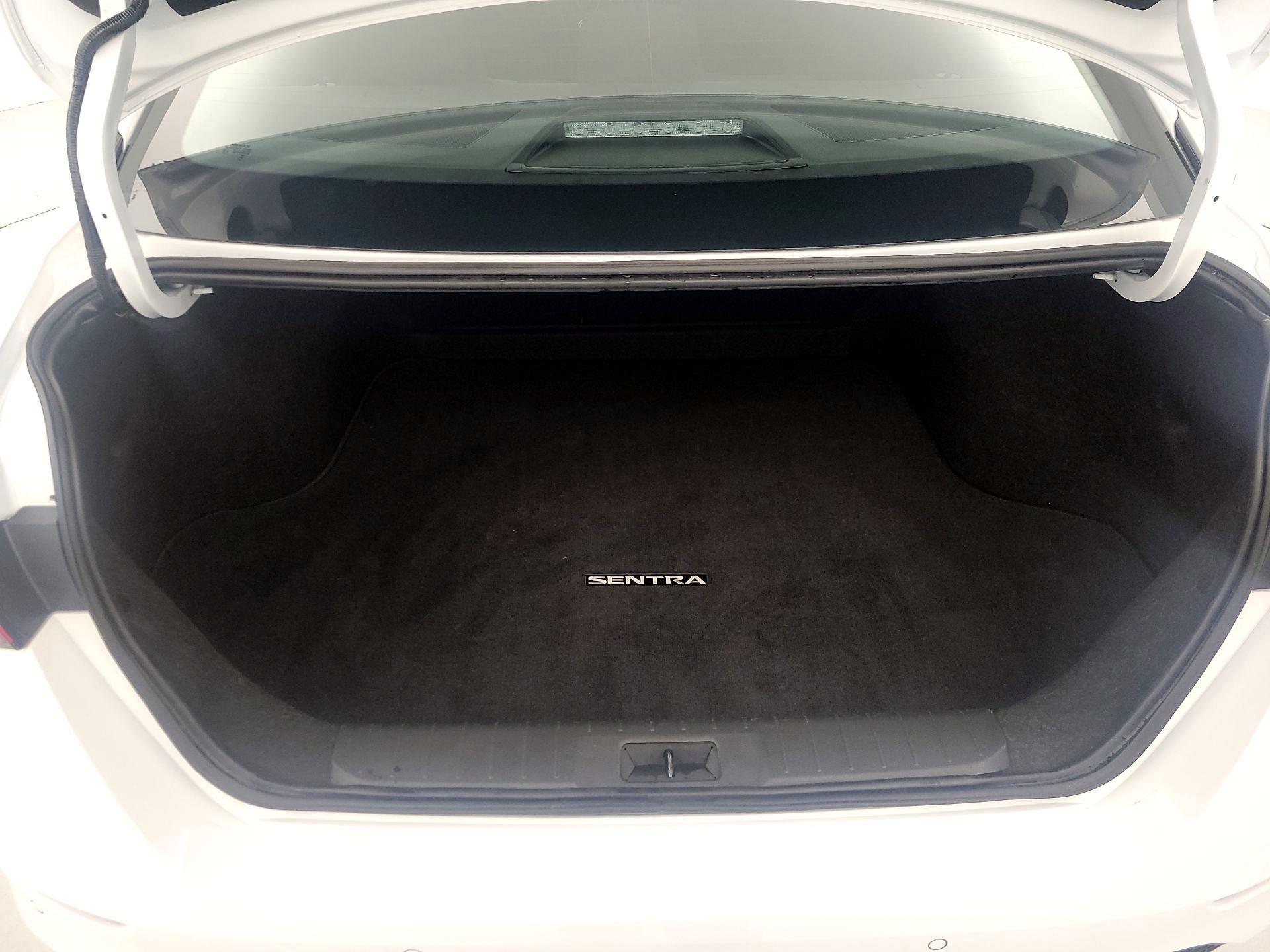 Thumbnail: 2025 Nissan Sentra - 20