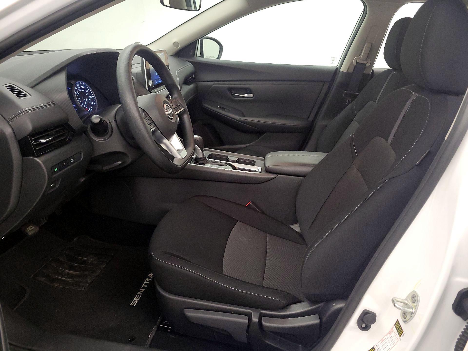 Thumbnail: 2025 Nissan Sentra - 11