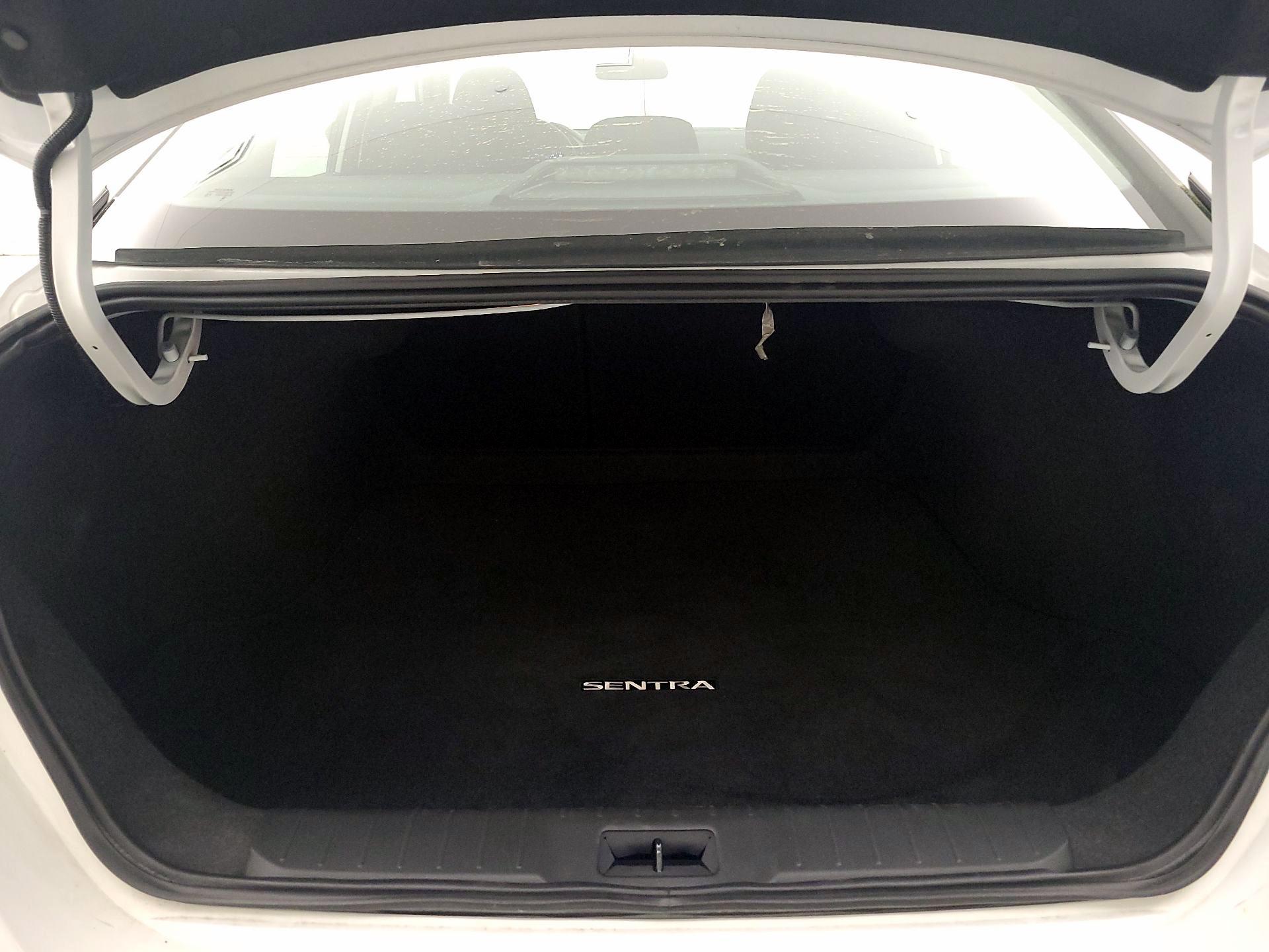 Thumbnail: 2025 Nissan Sentra - 20