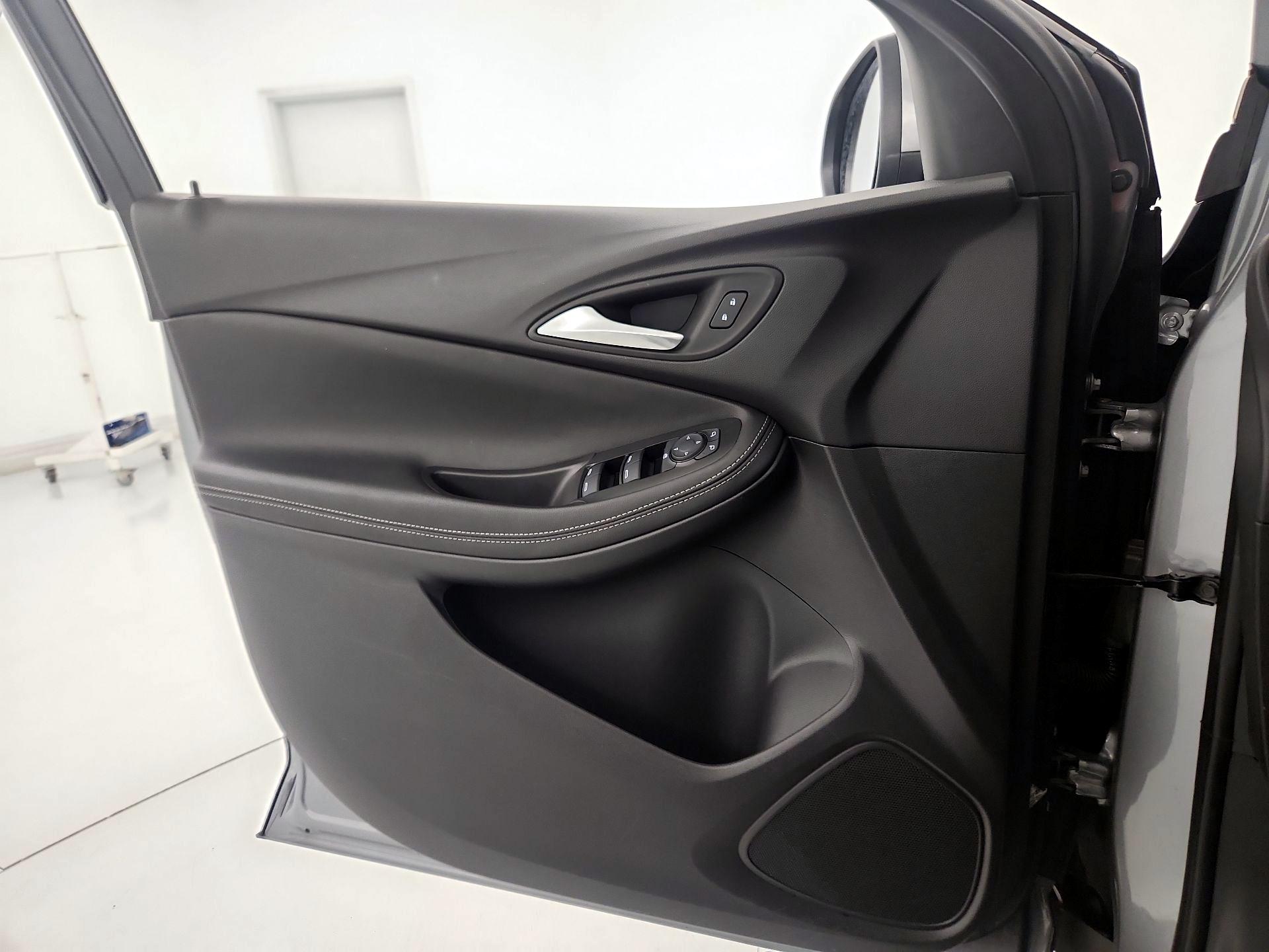 Thumbnail: 2025 Buick Encore GX - 12