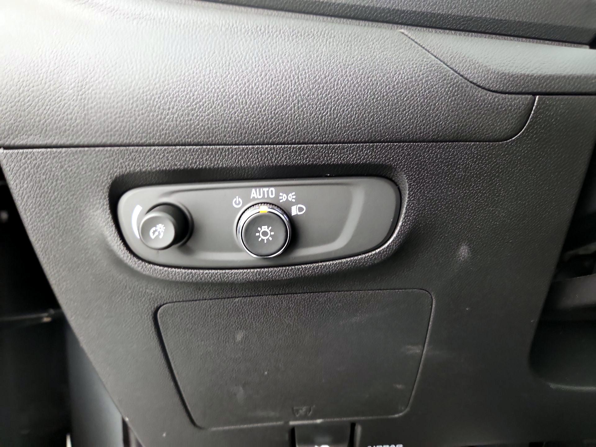 Thumbnail: 2025 Buick Encore GX - 13