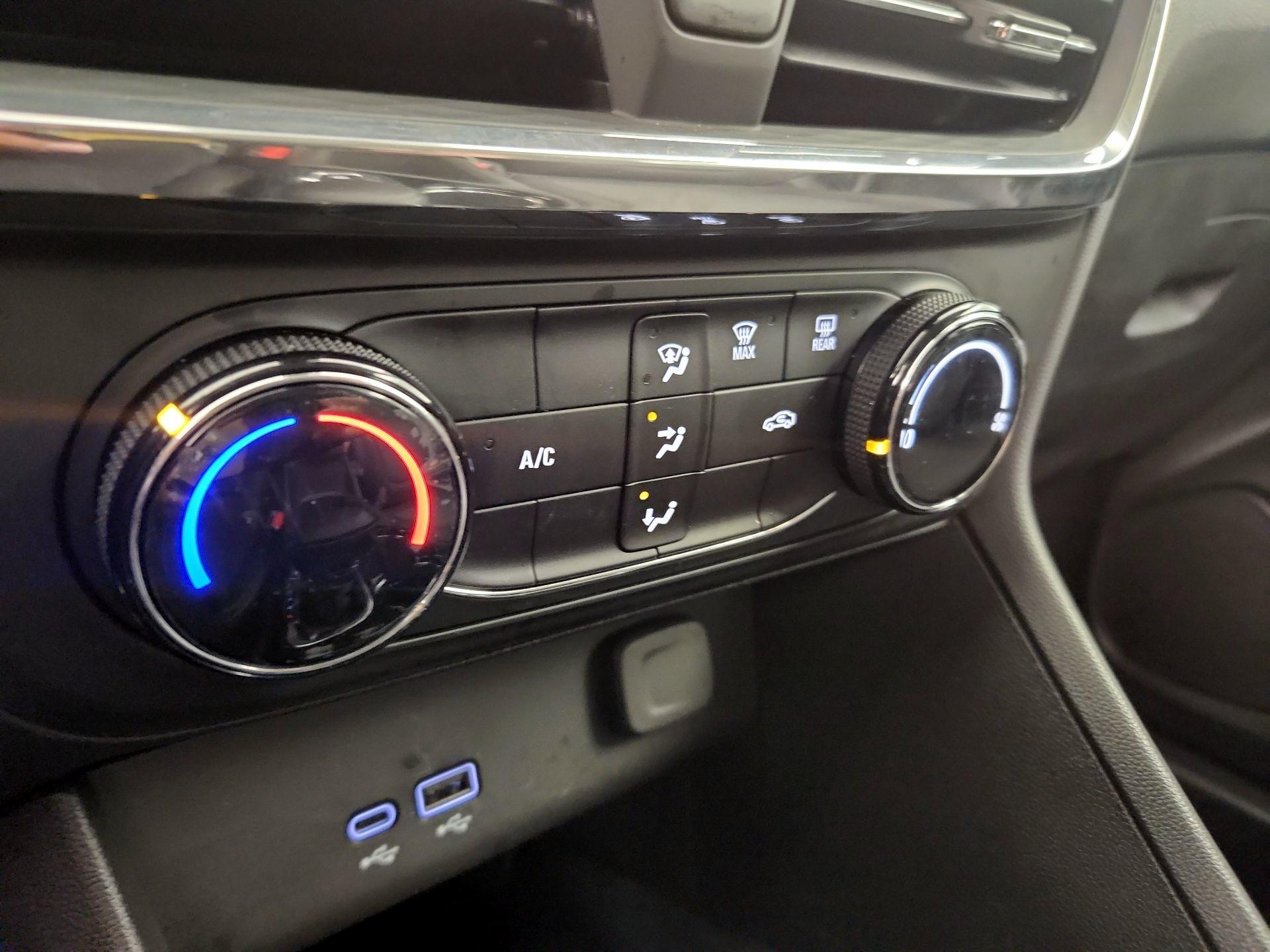 Thumbnail: 2025 Buick Encore GX - 16