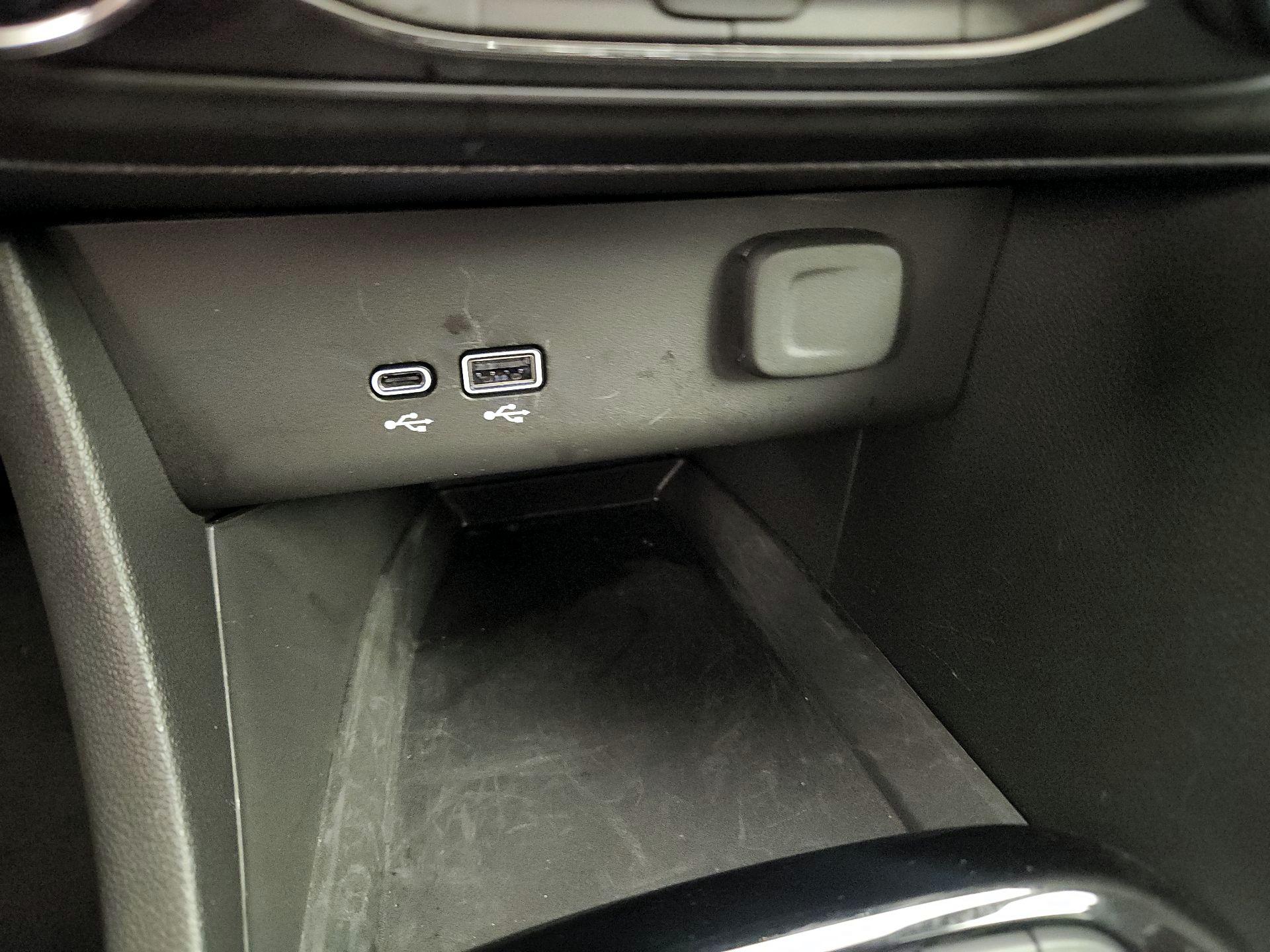 Thumbnail: 2025 Buick Encore GX - 18