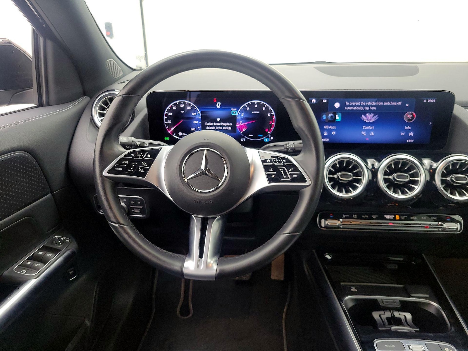 2025 Mercedes-Benz GLA GLA250 - Photo 11