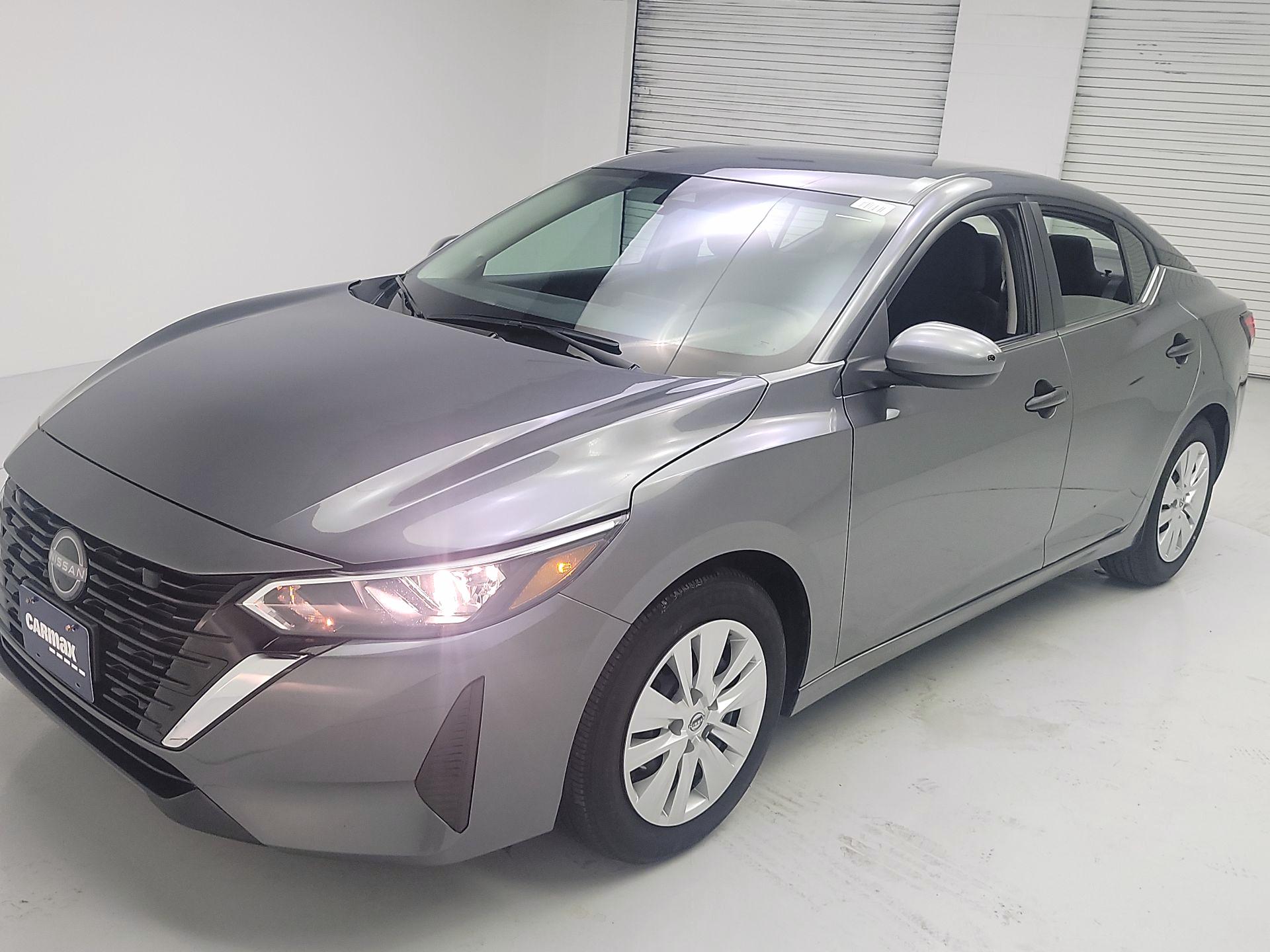 Thumbnail: 2025 Nissan Sentra - 3