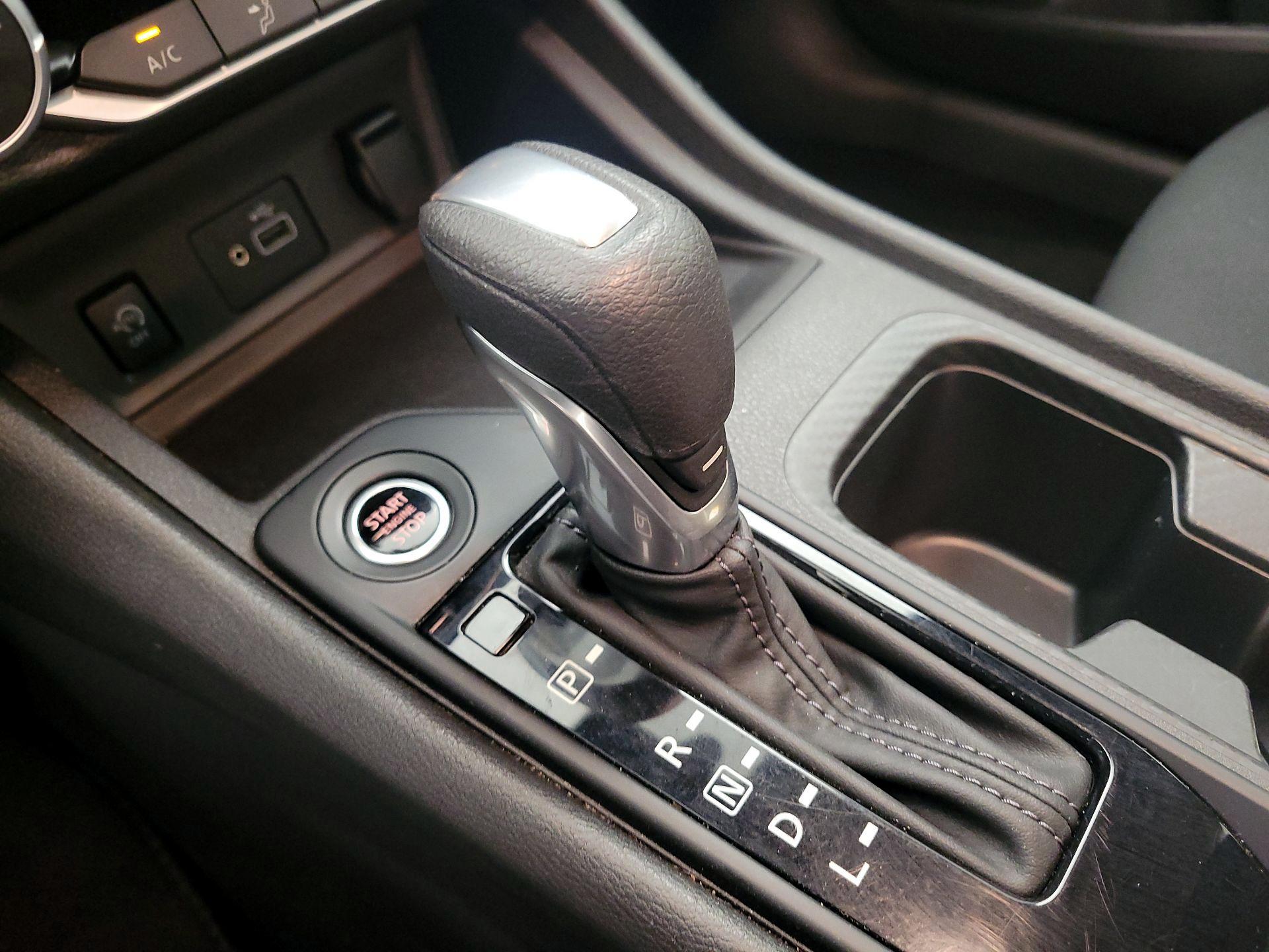 Thumbnail: 2025 Nissan Sentra - 17