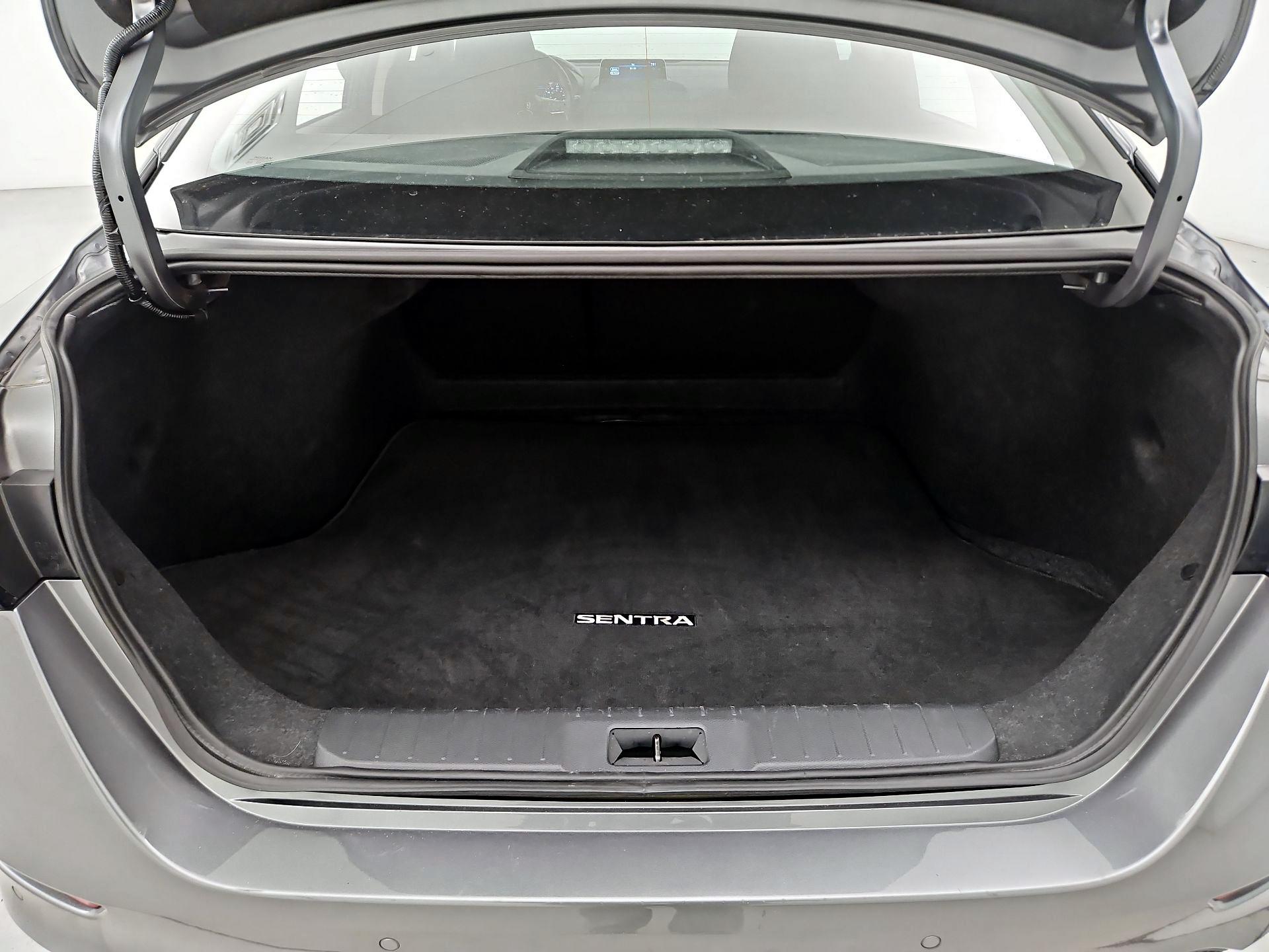 Thumbnail: 2025 Nissan Sentra - 20