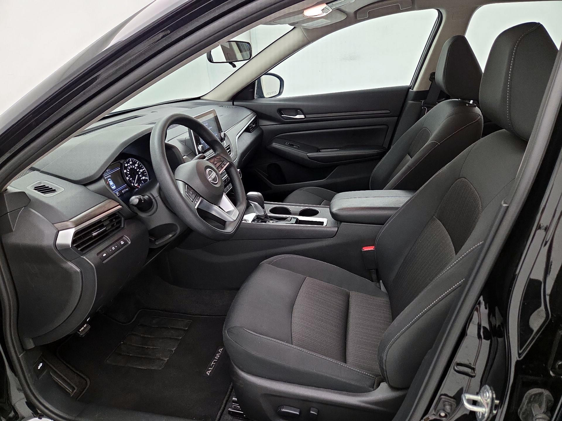 Thumbnail: 2025 Nissan Altima - 11