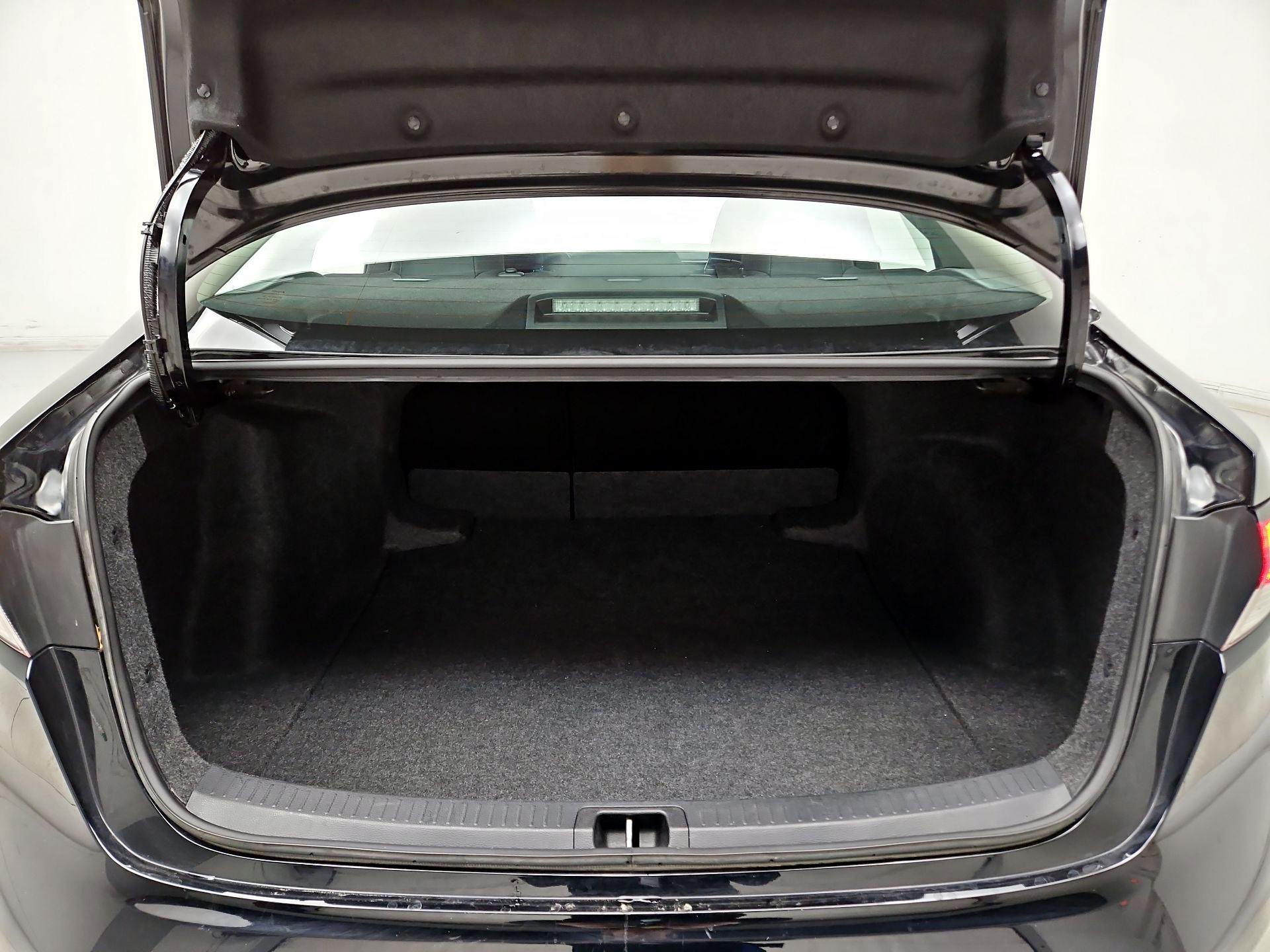 Thumbnail: 2025 Toyota Corolla - 20