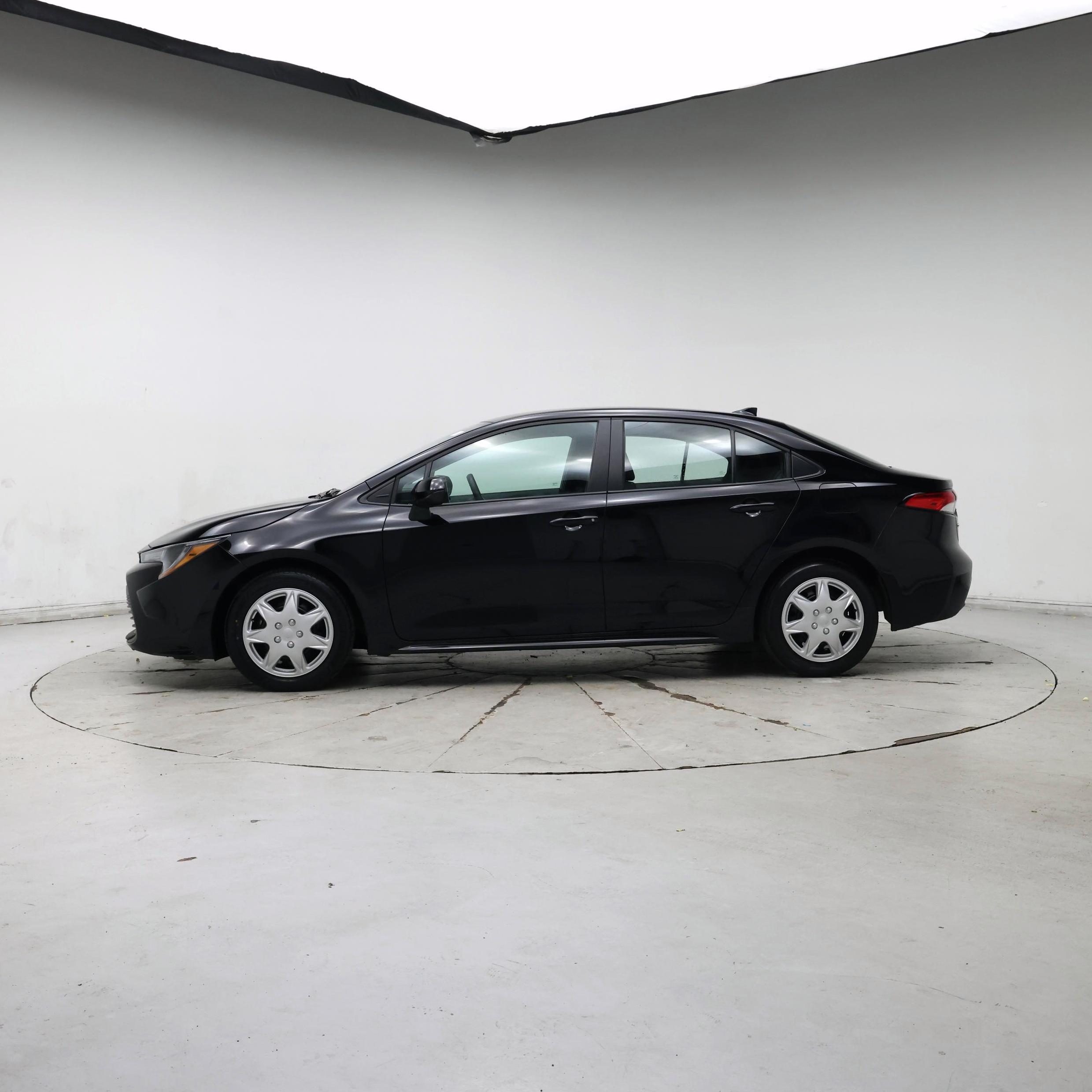 Thumbnail: 2025 Toyota Corolla - 3