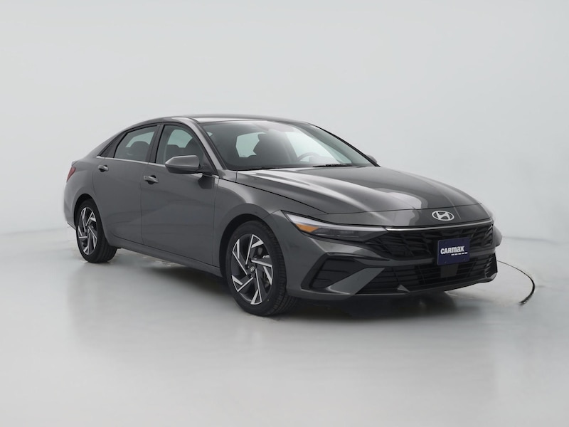 2025 Hyundai Elantra SEL -
                  Hillside, IL