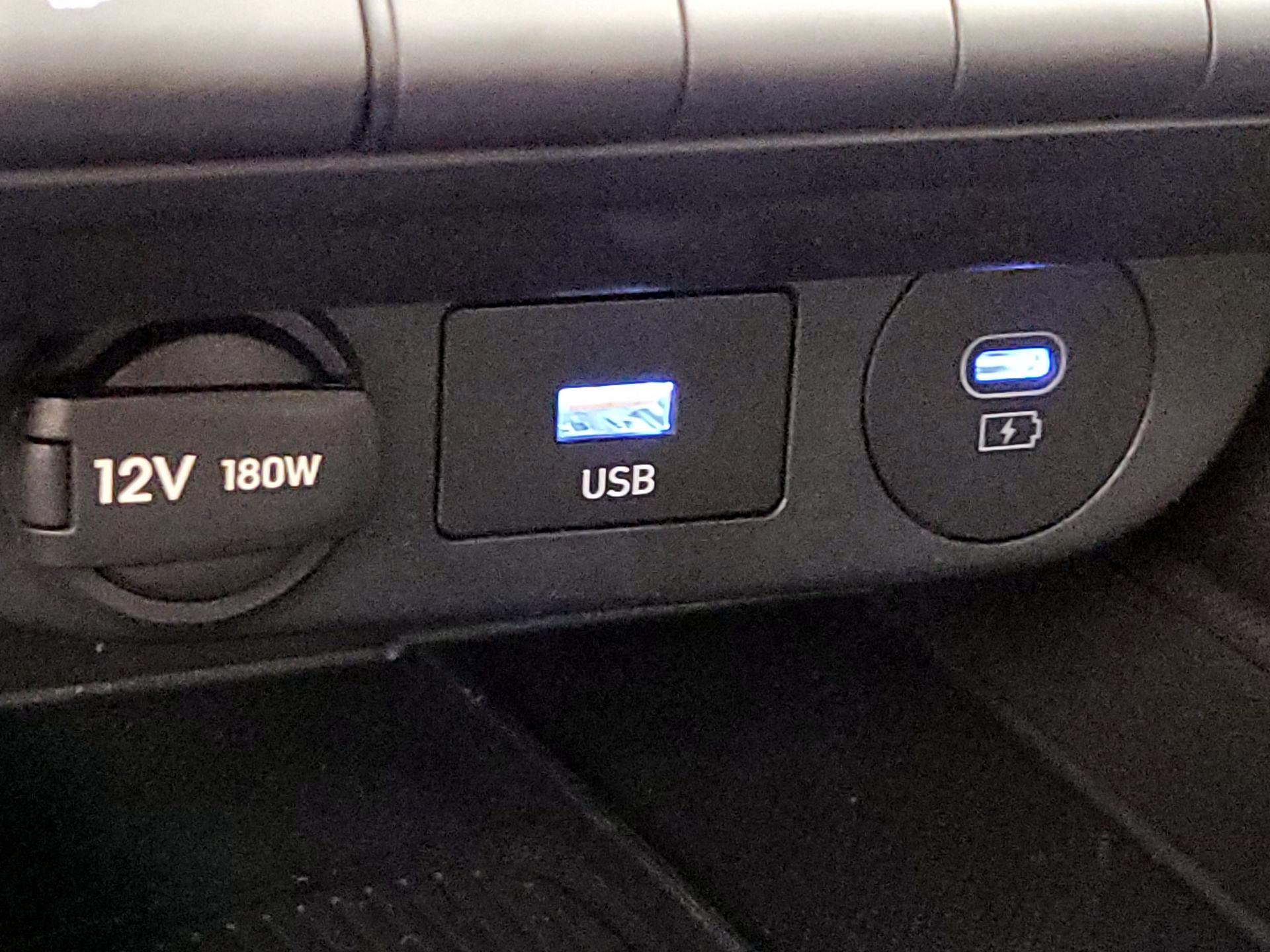 Thumbnail: 2025 Hyundai Elantra - 19