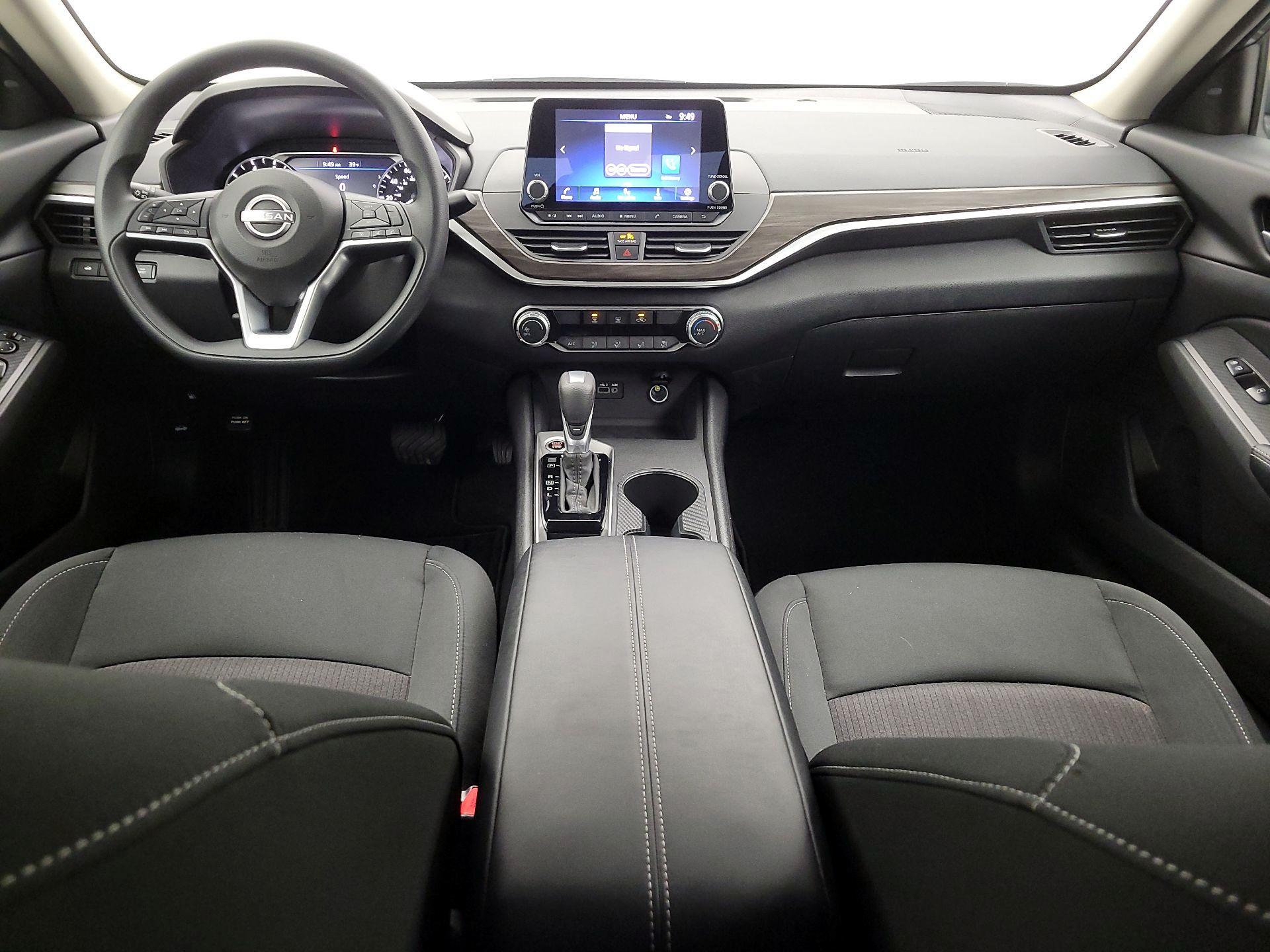 Thumbnail: 2025 Nissan Altima - 9