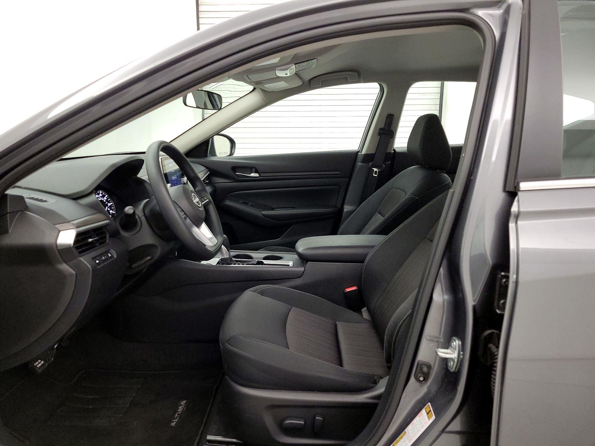 Thumbnail: 2025 Nissan Altima - 11