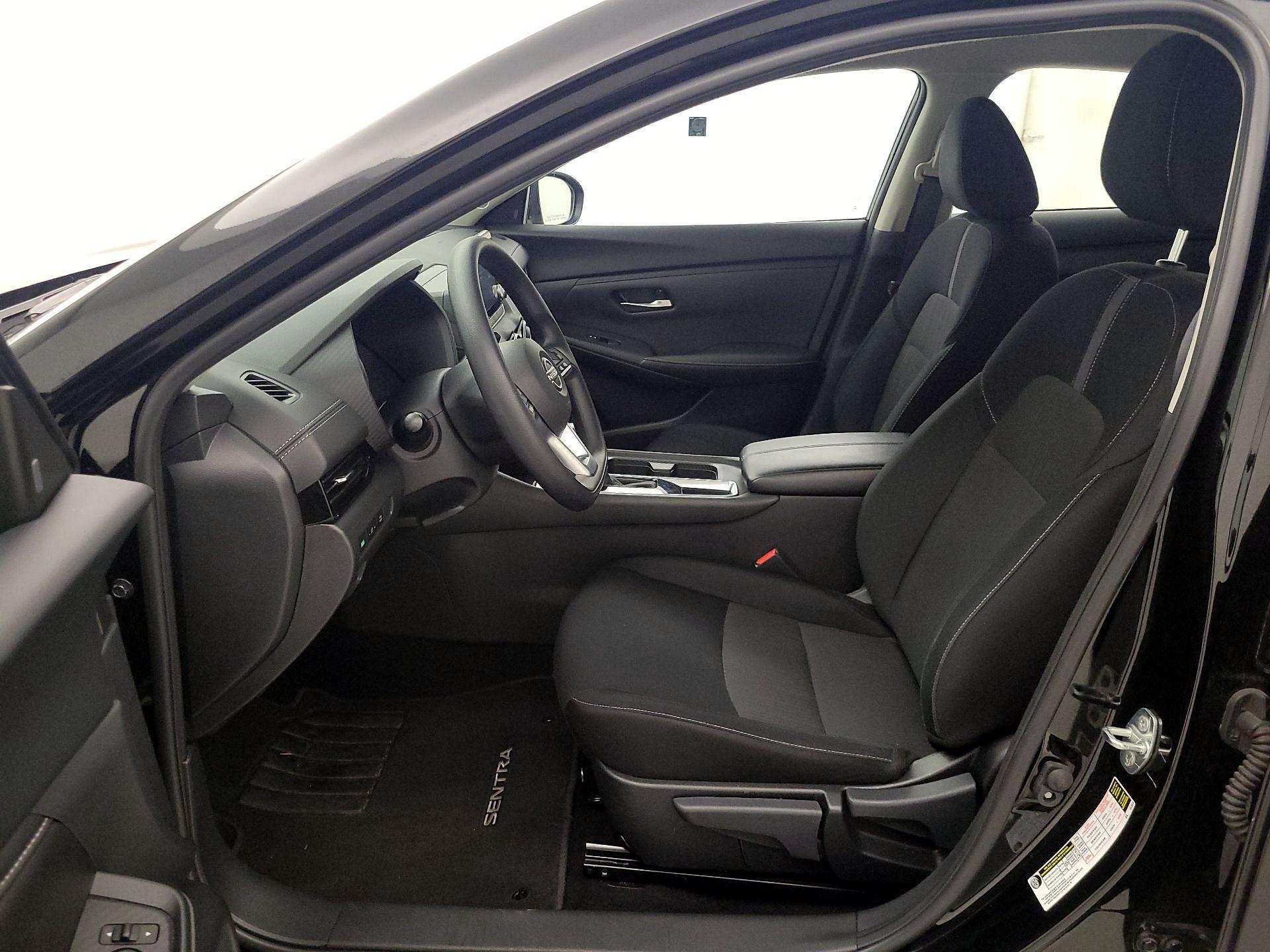 Thumbnail: 2025 Nissan Sentra - 11