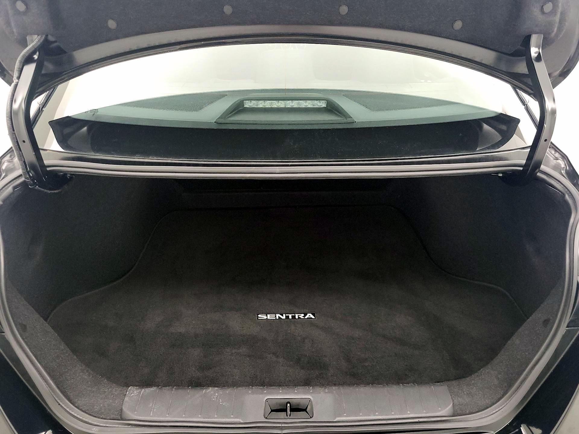 Thumbnail: 2025 Nissan Sentra - 19