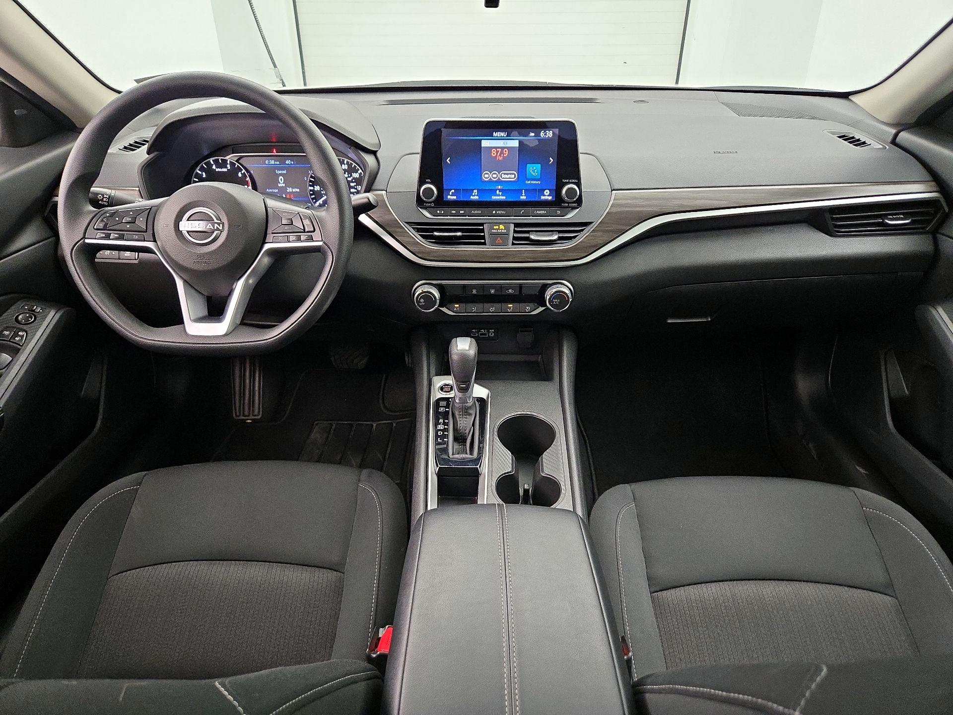 Thumbnail: 2025 Nissan Altima - 9