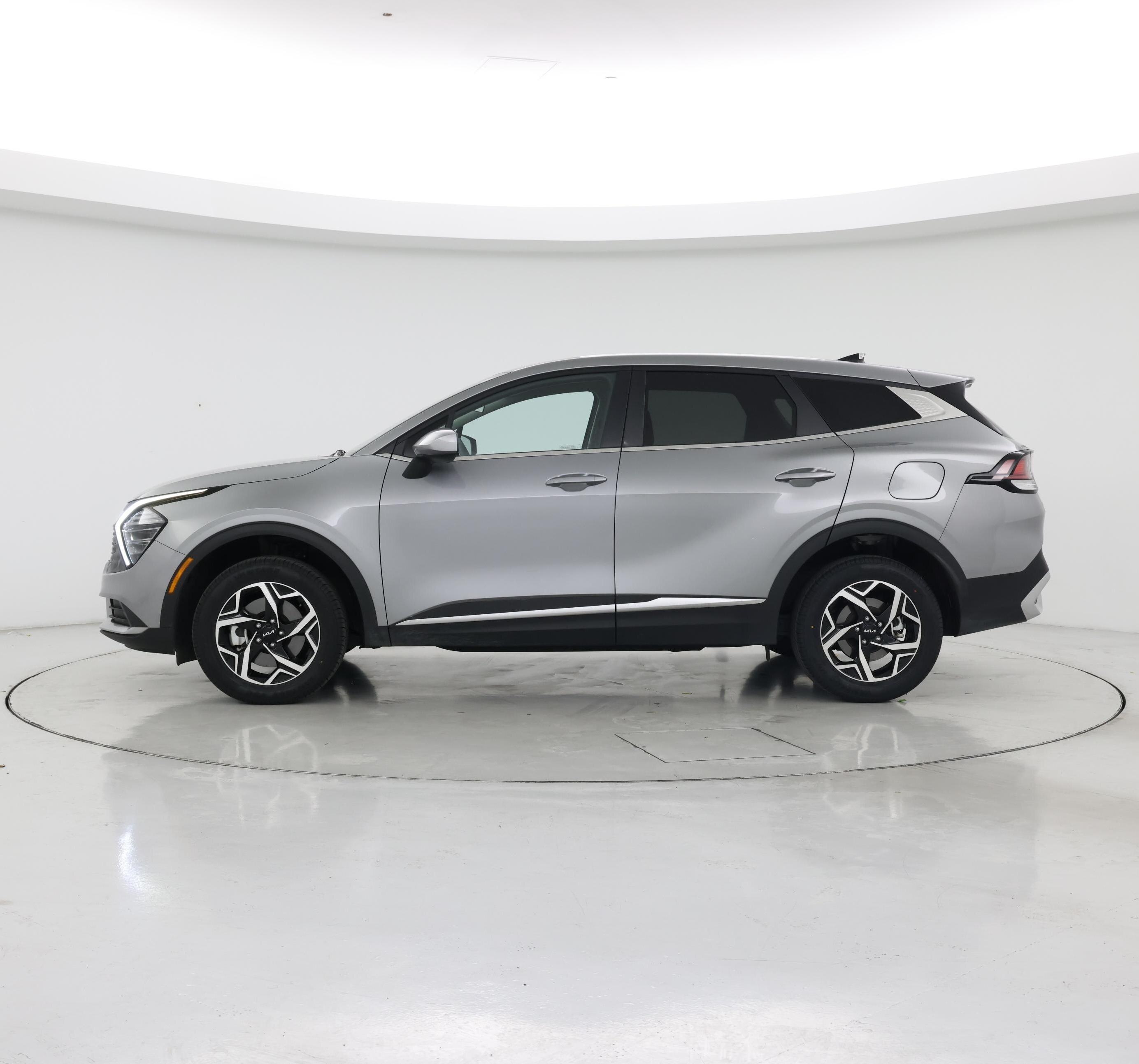 Thumbnail: 2025 Kia Sportage - 3