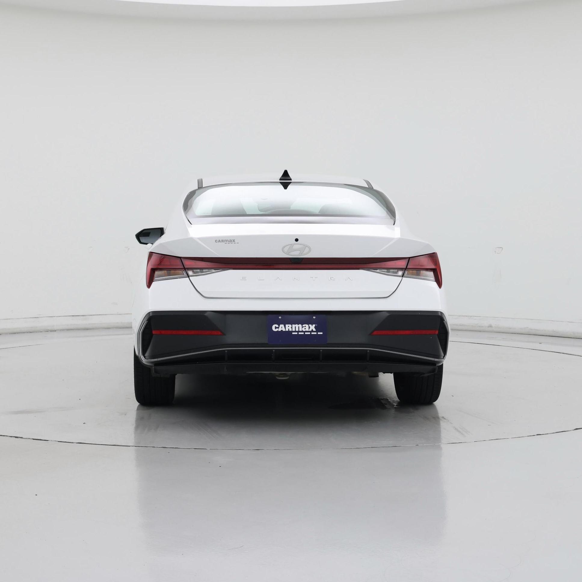 Thumbnail: 2025 Hyundai Elantra - 6